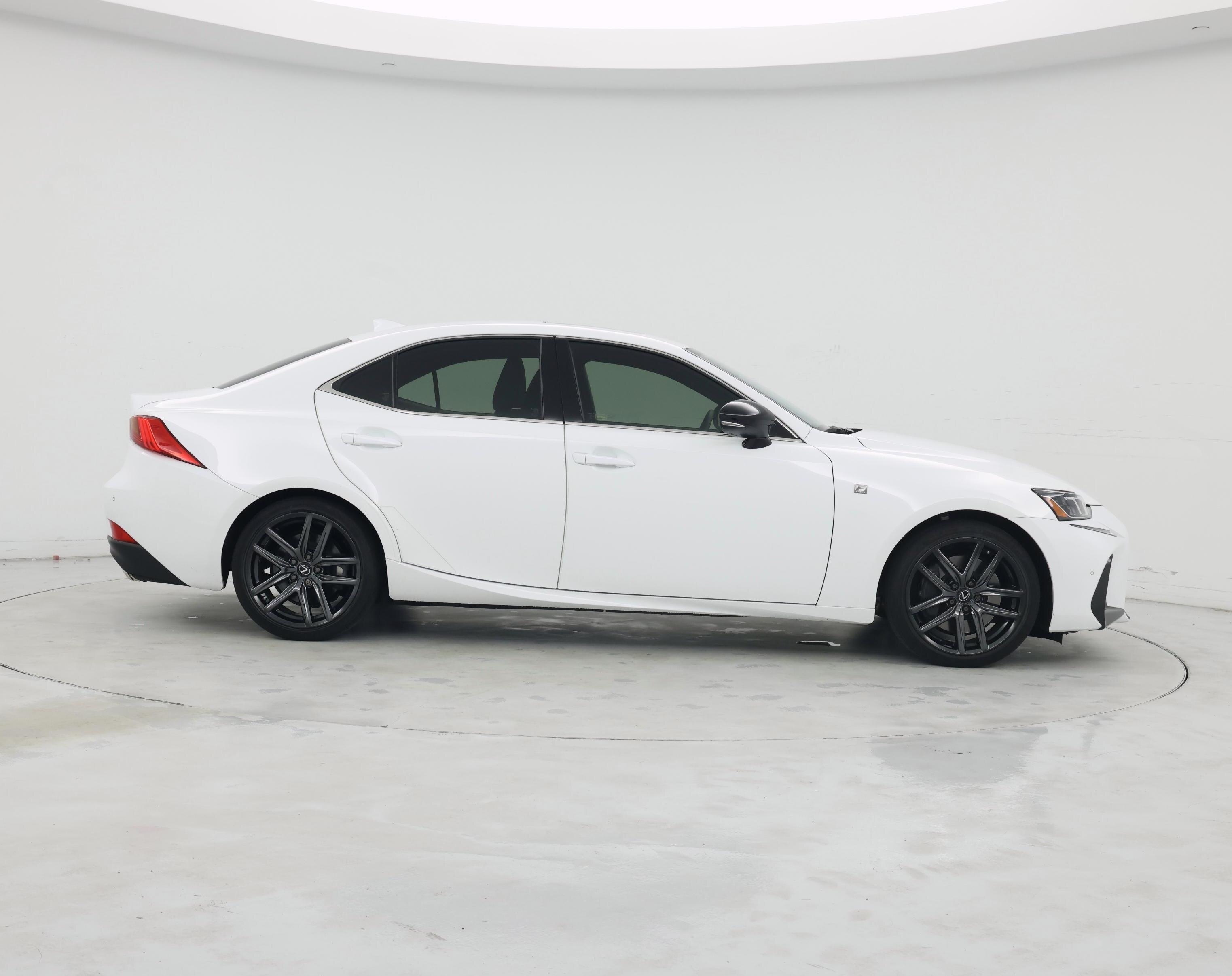 Thumbnail: 2019 Lexus IS - 7