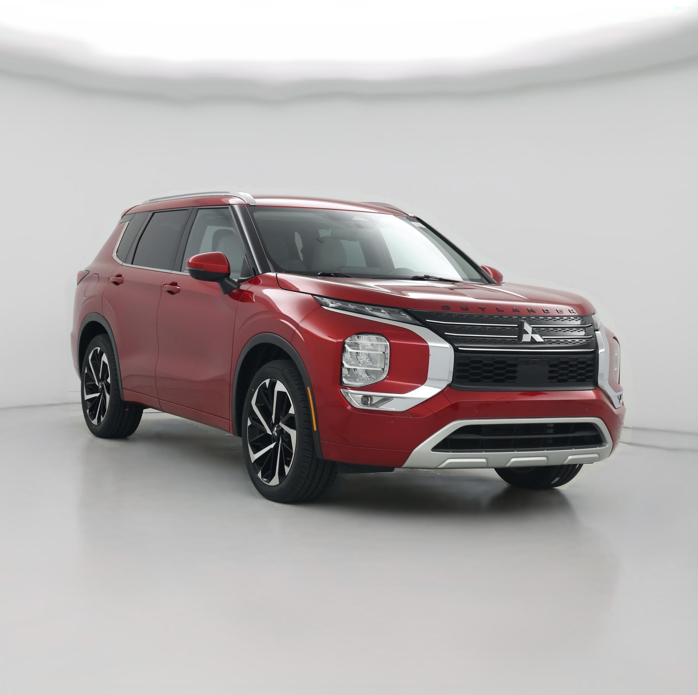 Thumbnail: 2023 Mitsubishi Outlander - 1
