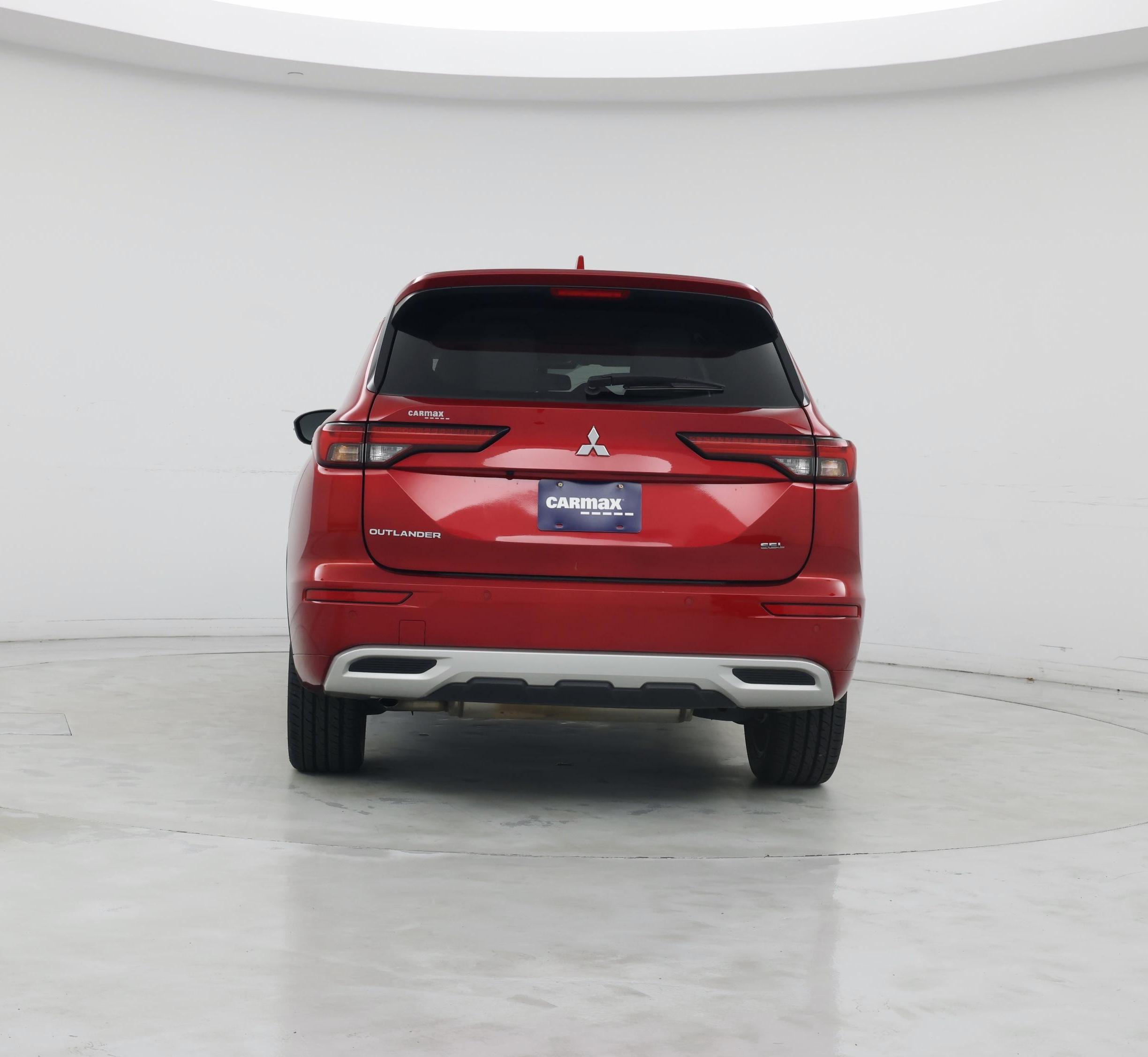 Thumbnail: 2023 Mitsubishi Outlander - 6