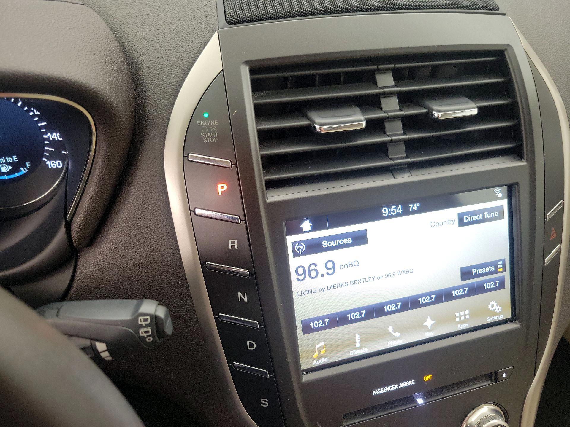 Thumbnail: 2016 Lincoln MKC - 18