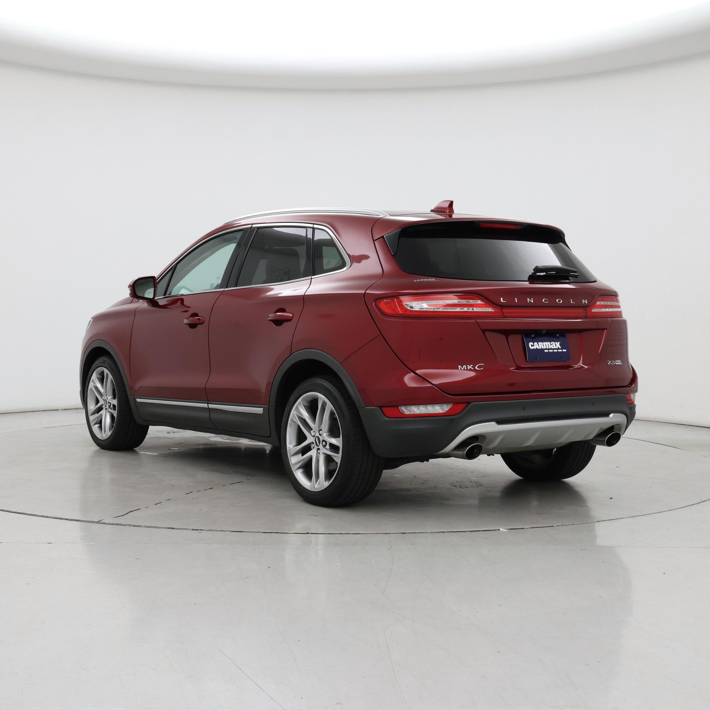 Thumbnail: 2016 Lincoln MKC - 2