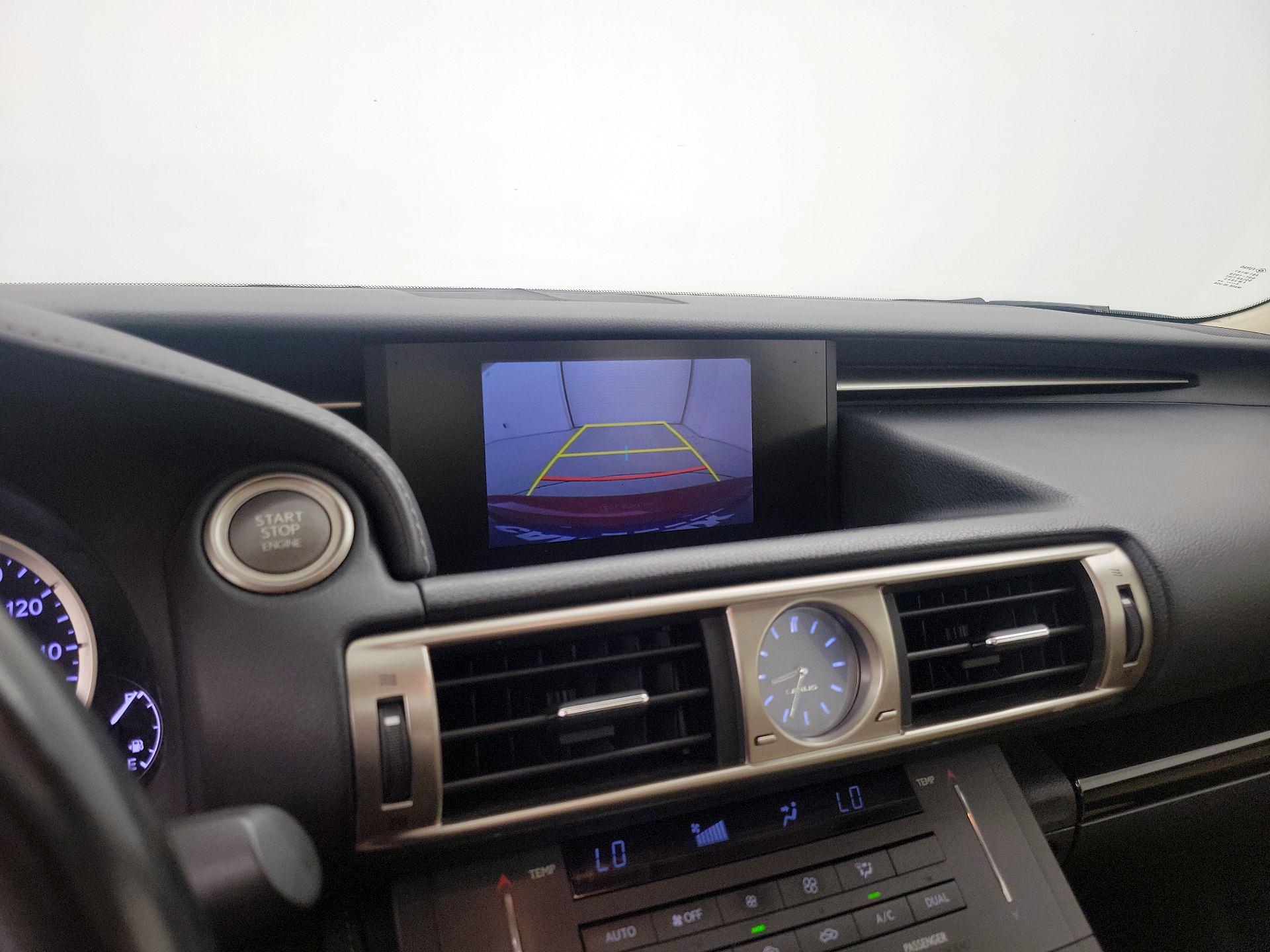 Thumbnail: 2015 Lexus IS - 14