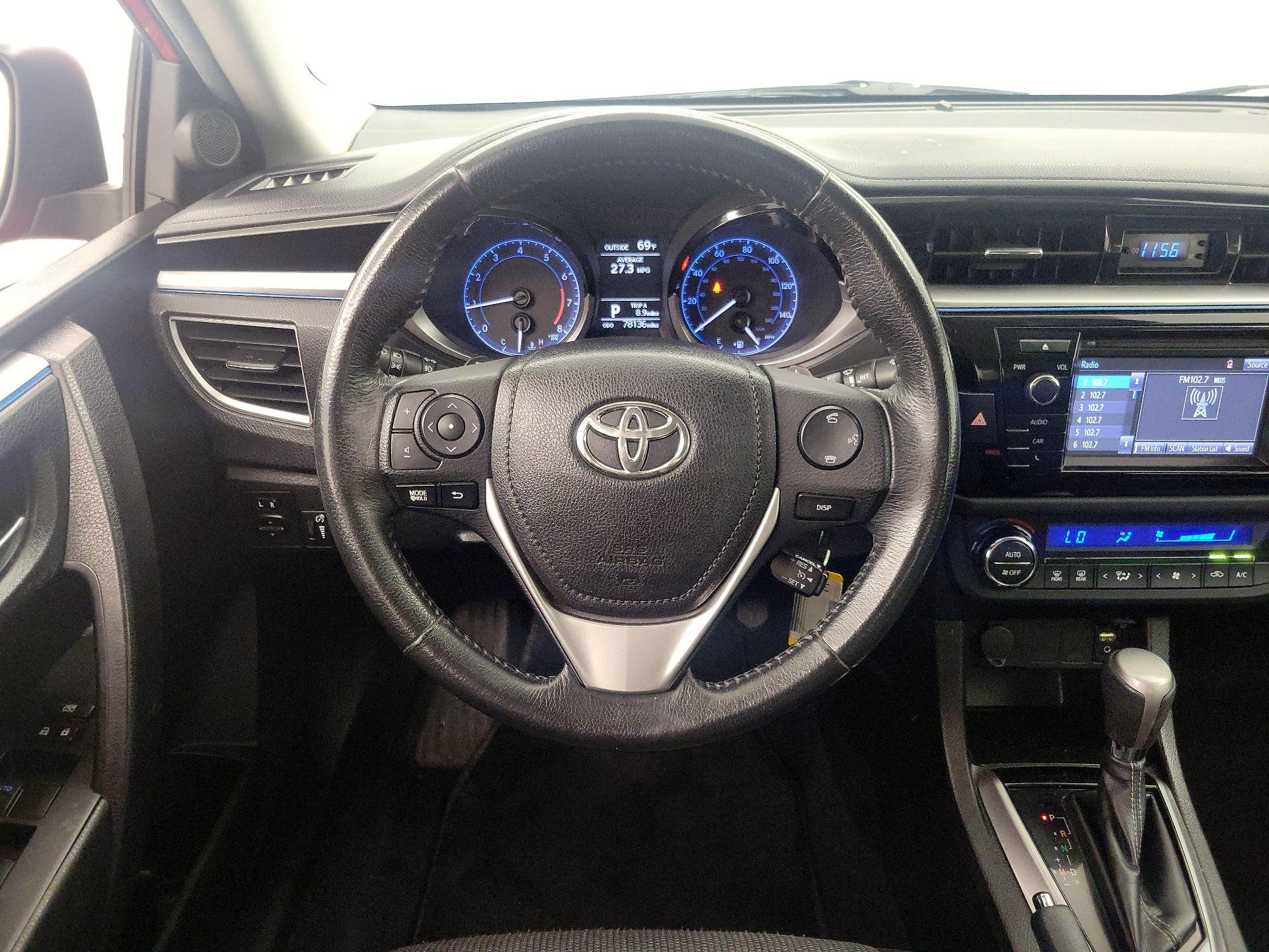 Thumbnail: 2015 Toyota Corolla - 10