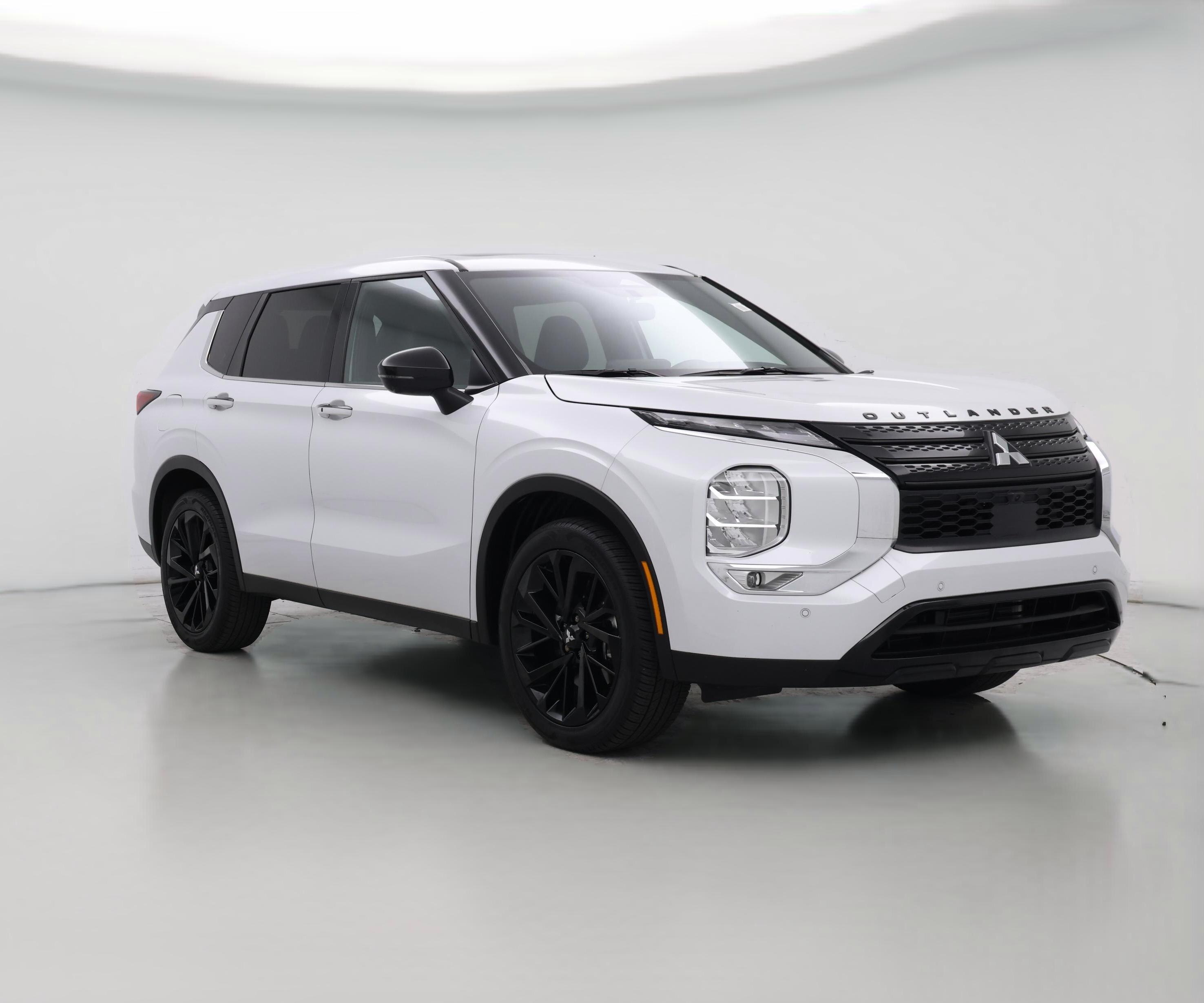 Thumbnail: 2024 Mitsubishi Outlander - 1