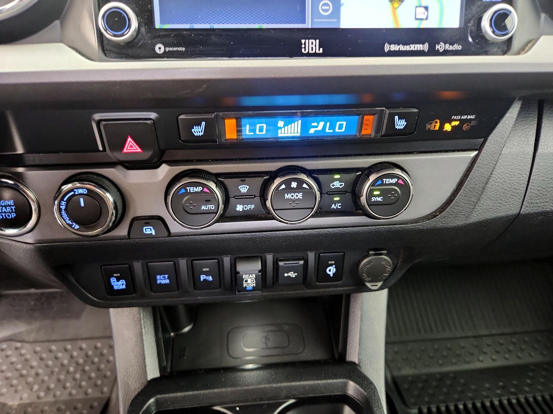 Thumbnail: 2020 Toyota Tacoma - 16