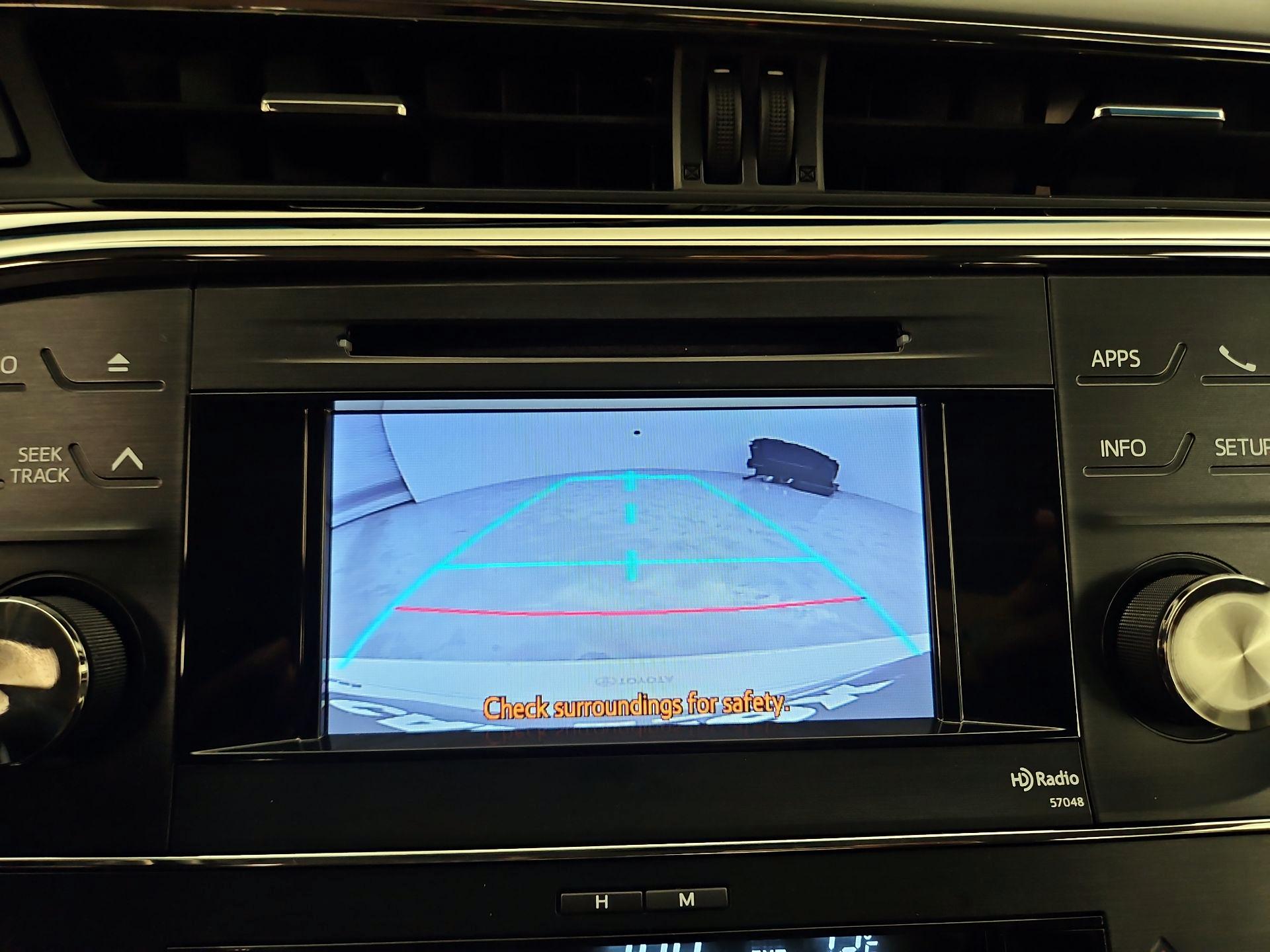 Thumbnail: 2014 Toyota Avalon - 15