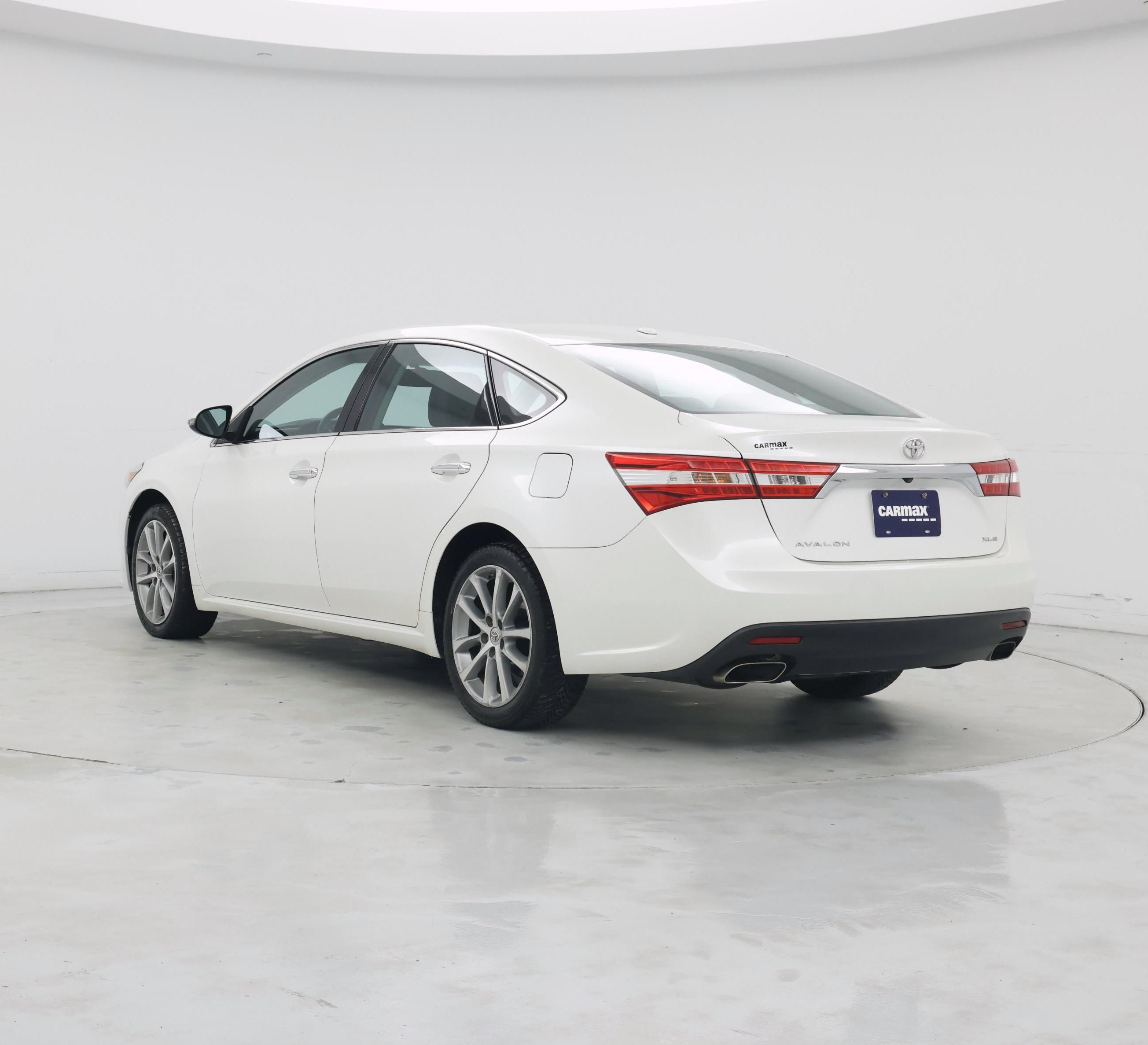 Thumbnail: 2014 Toyota Avalon - 2
