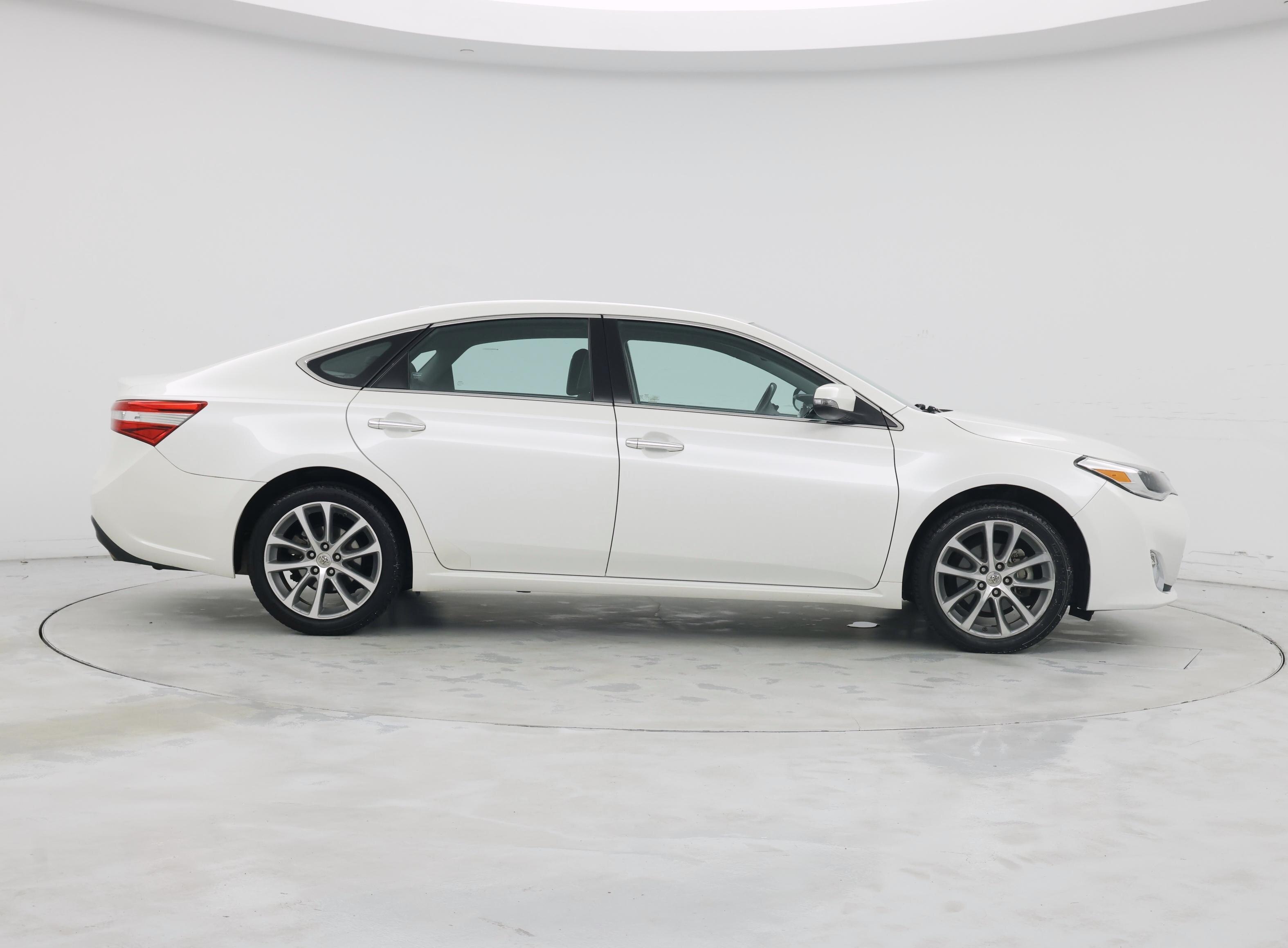 Thumbnail: 2014 Toyota Avalon - 7