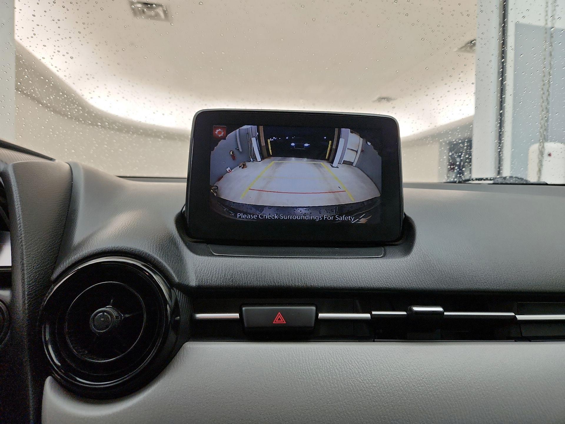 Thumbnail: 2019 Toyota Yaris - 15