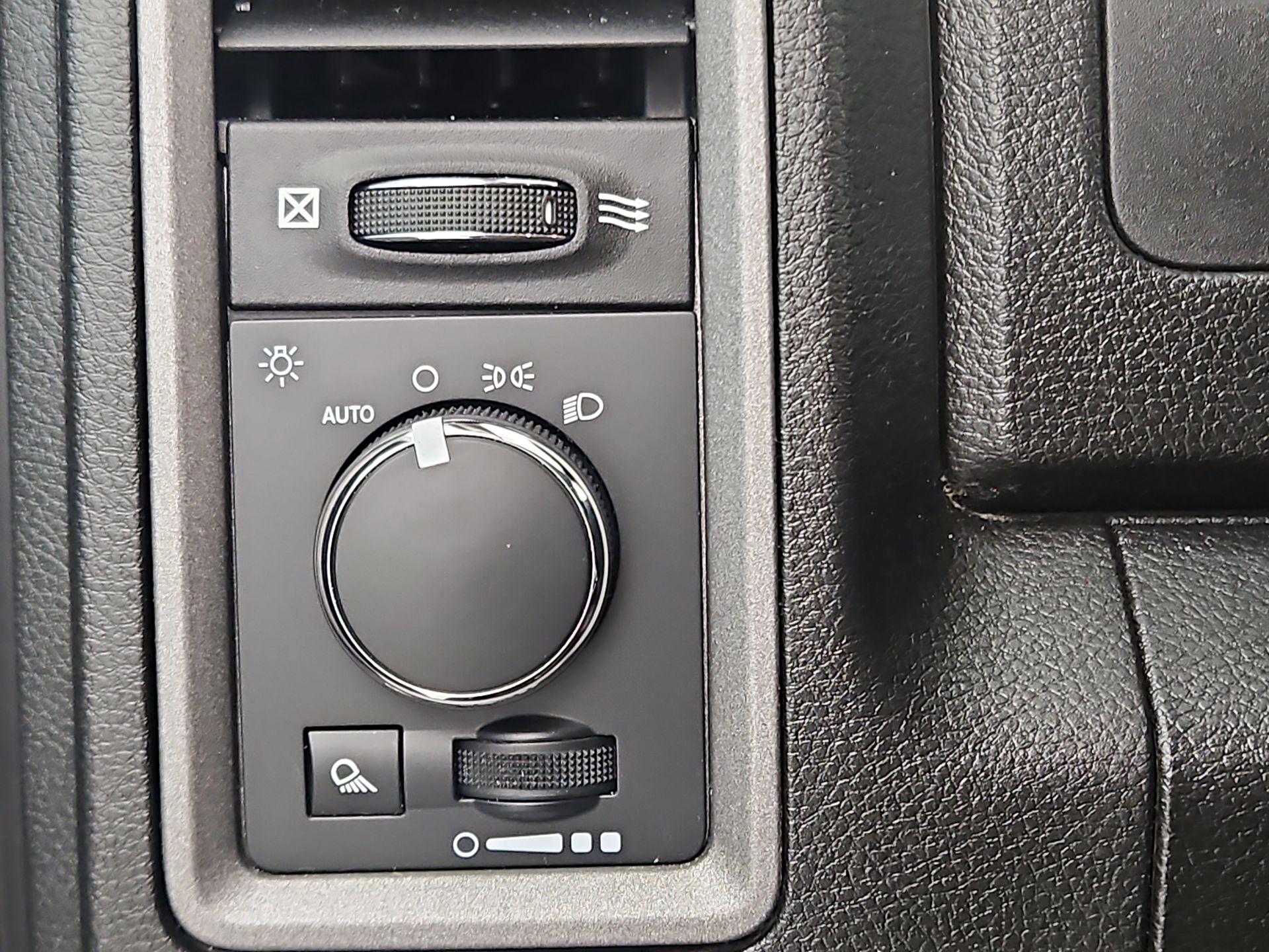 Thumbnail: 2021 RAM 1500 Classic - 13