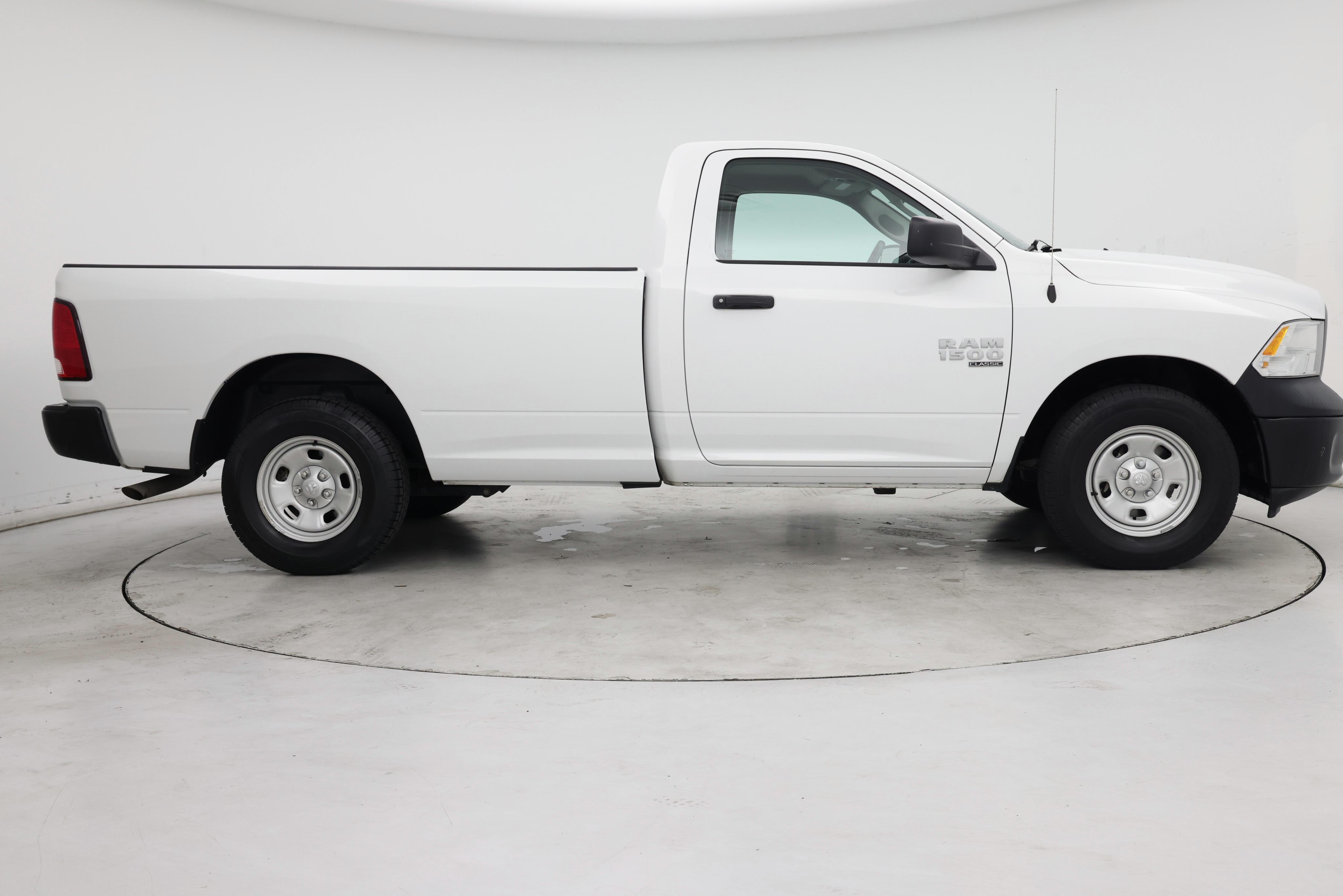 Thumbnail: 2021 RAM 1500 Classic - 7