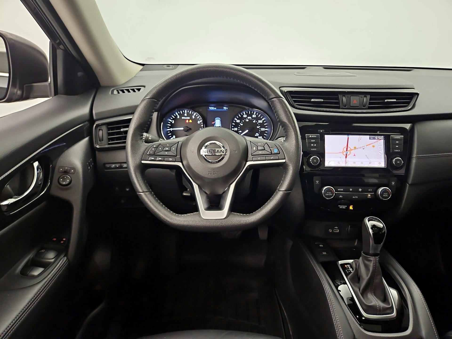 Thumbnail: 2020 Nissan Rogue - 10