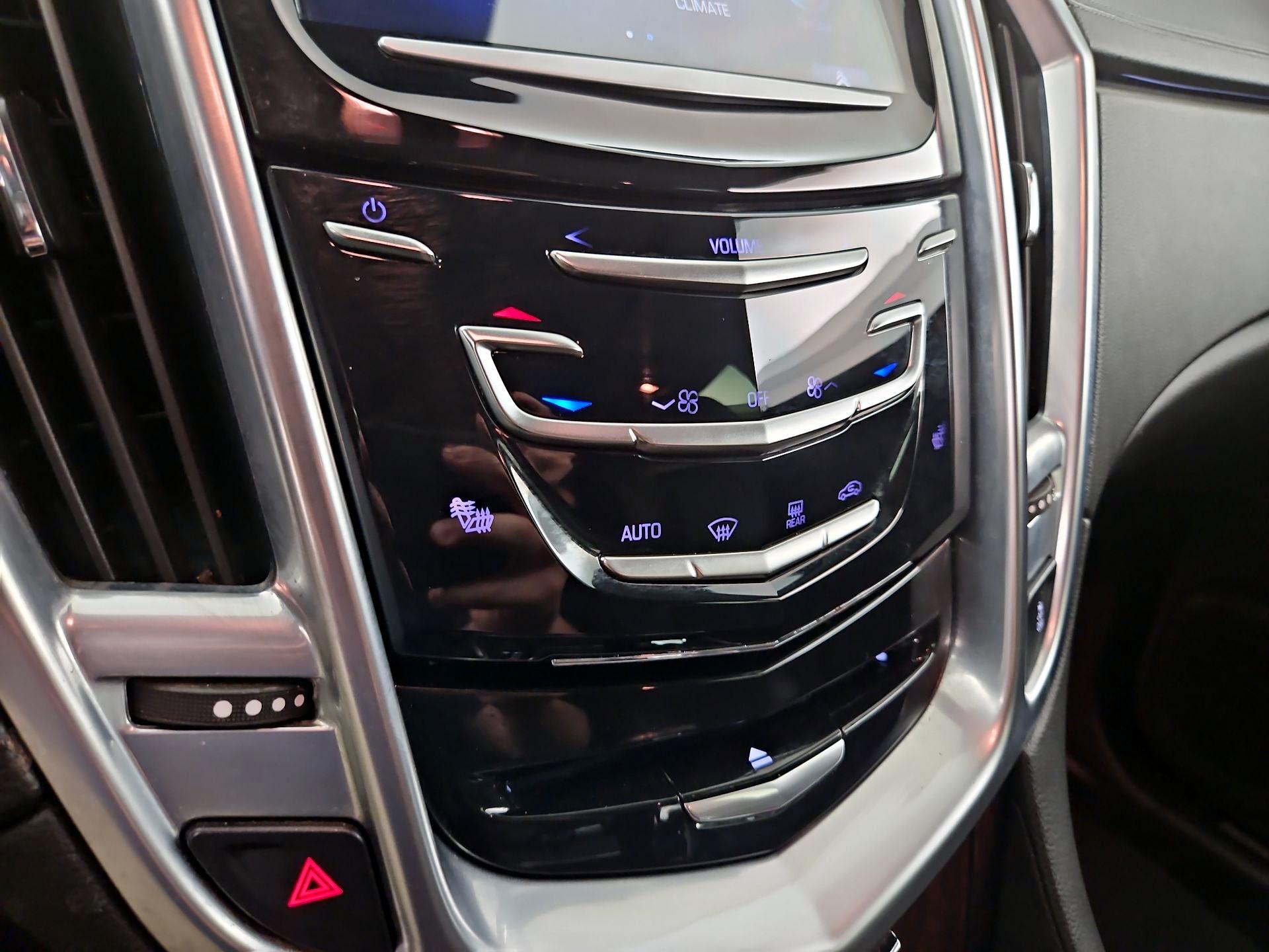 Thumbnail: 2014 Cadillac SRX - 17
