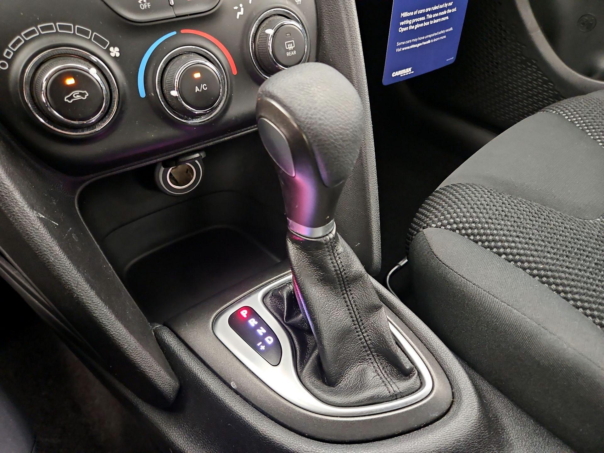 Thumbnail: 2016 Dodge Dart - 16