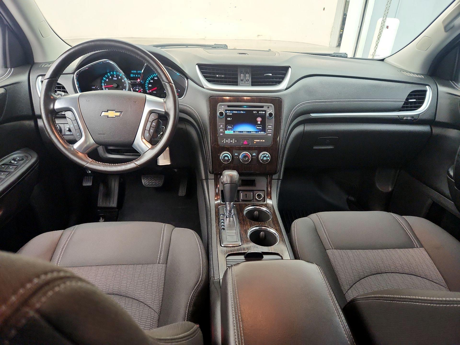 Thumbnail: 2016 Chevrolet Traverse - 9