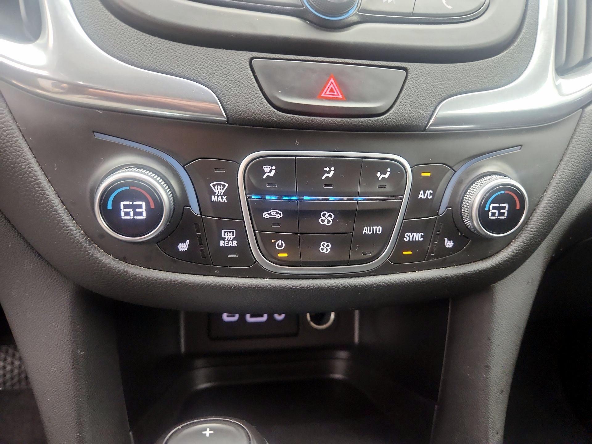 Thumbnail: 2019 Chevrolet Equinox - 17