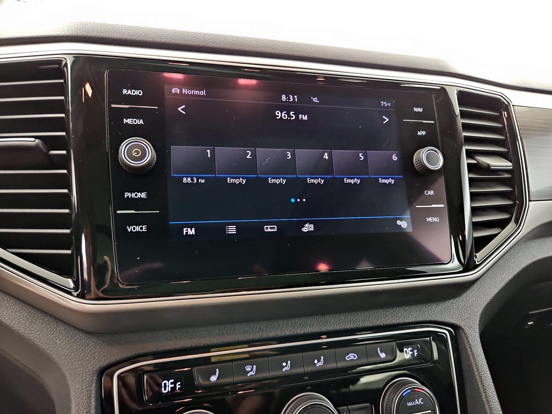 Thumbnail: 2019 Volkswagen Atlas - 15