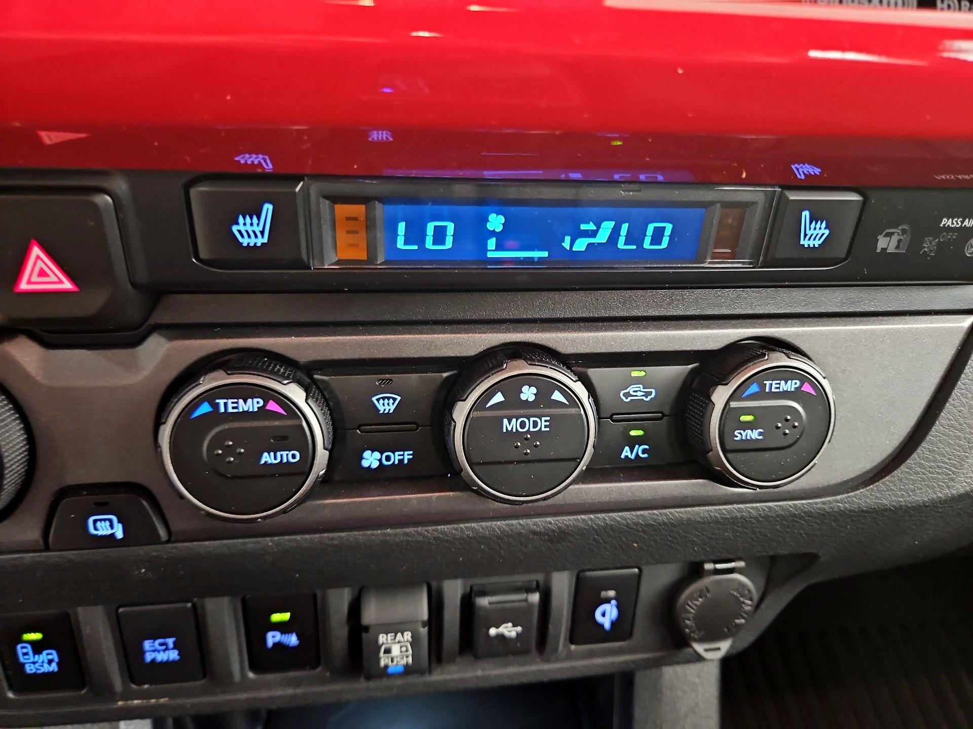 Thumbnail: 2023 Toyota Tacoma - 17