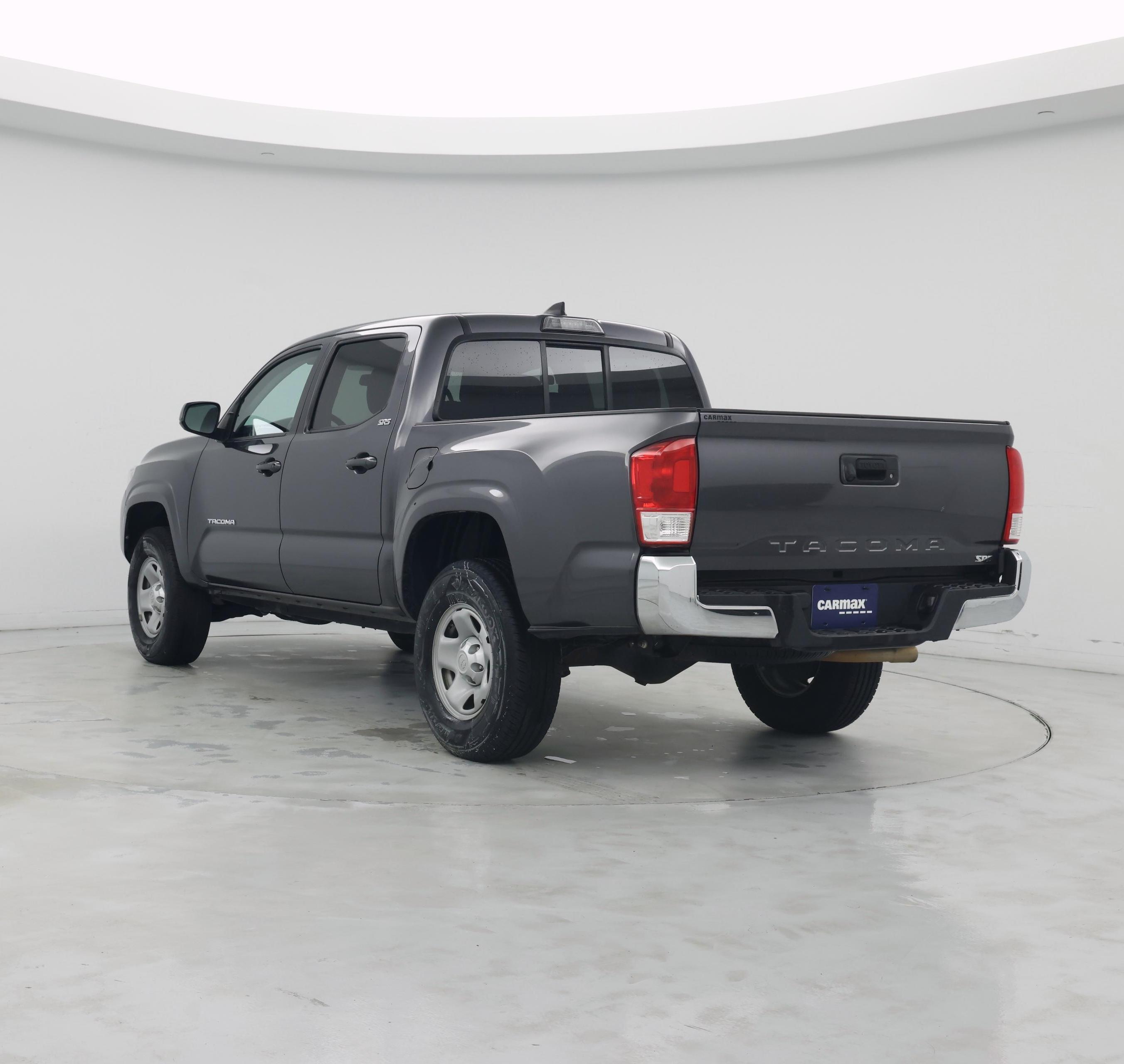 Thumbnail: 2017 Toyota Tacoma - 2