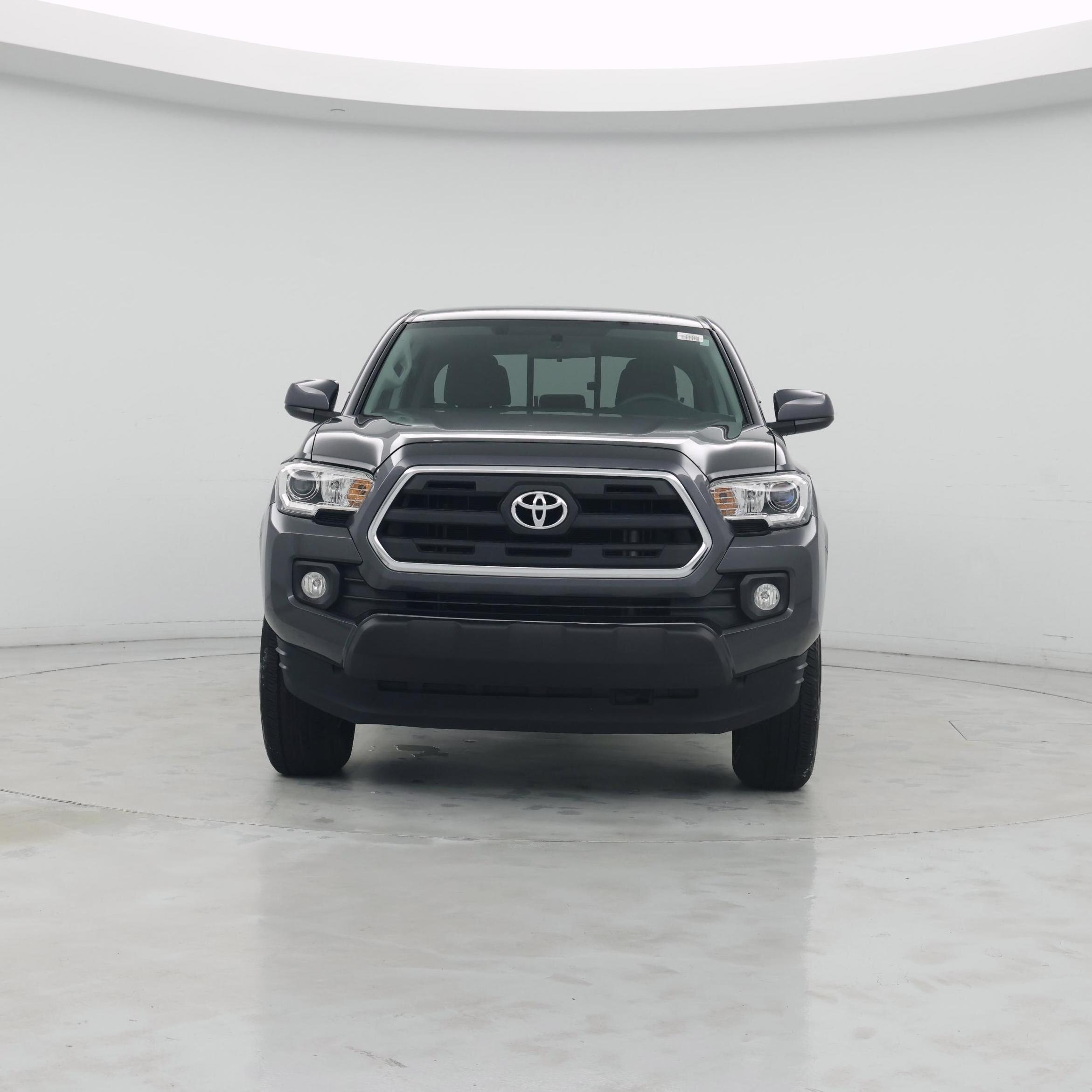 Thumbnail: 2017 Toyota Tacoma - 5