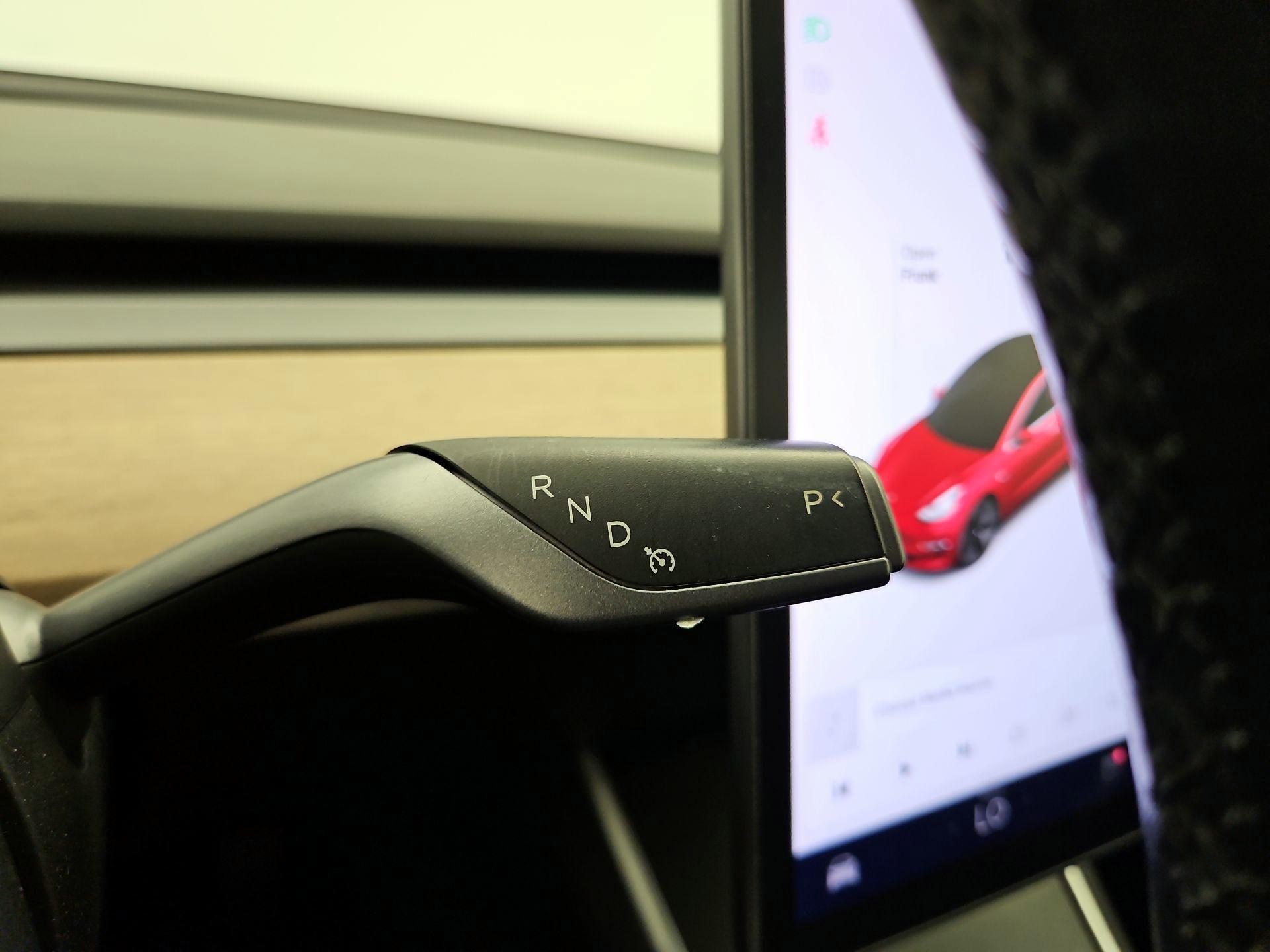 Thumbnail: 2018 Tesla Model 3 - 17