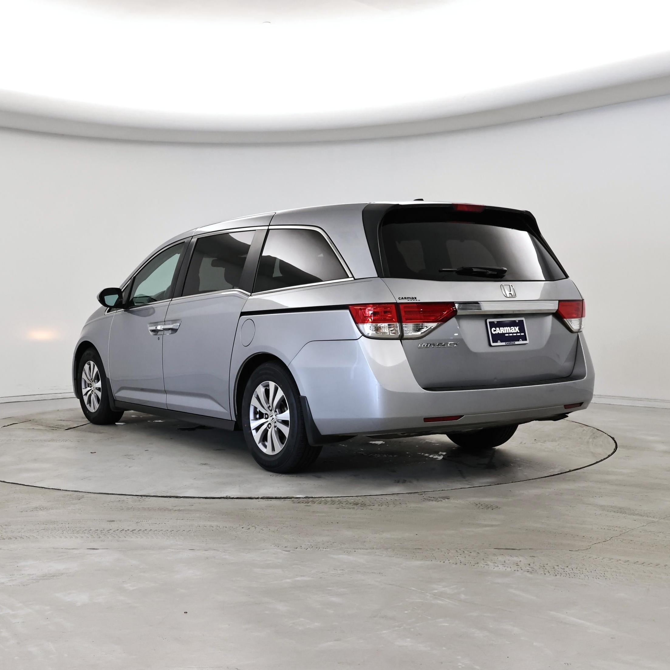 Thumbnail: 2017 Honda Odyssey - 2