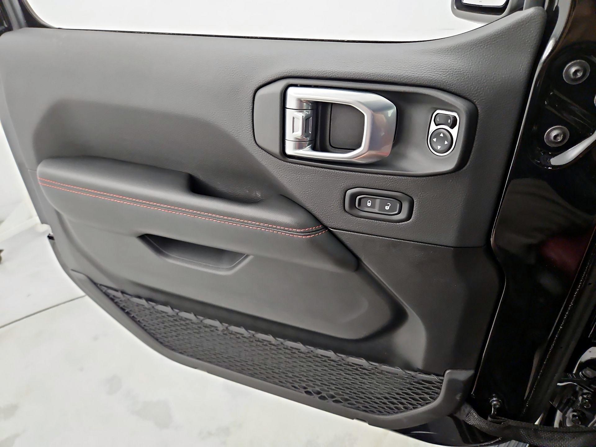 Thumbnail: 2024 Jeep Wrangler - 12
