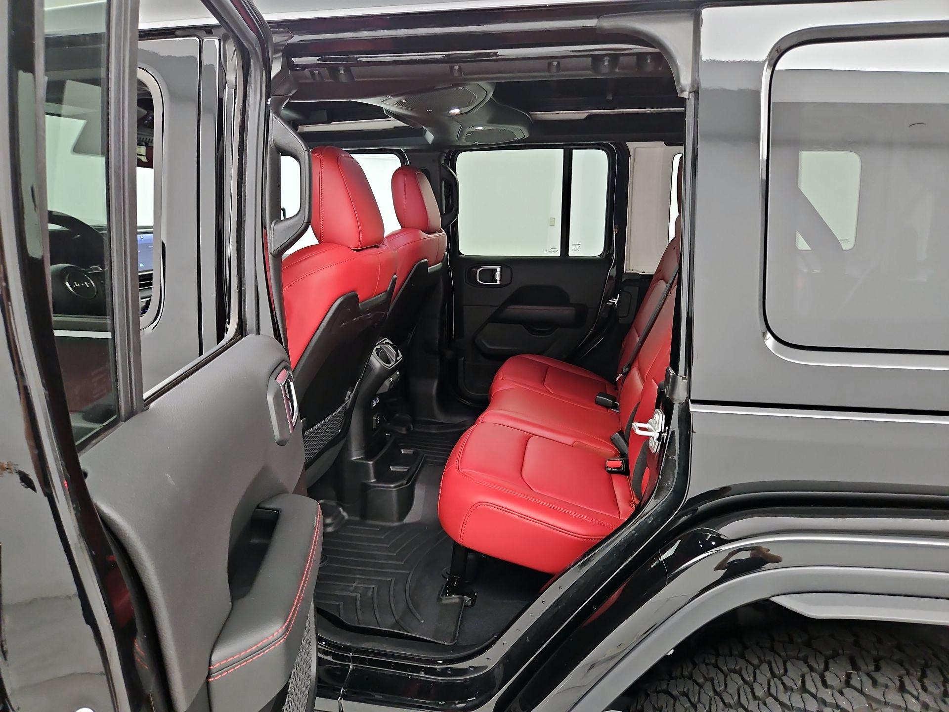 Thumbnail: 2024 Jeep Wrangler - 20