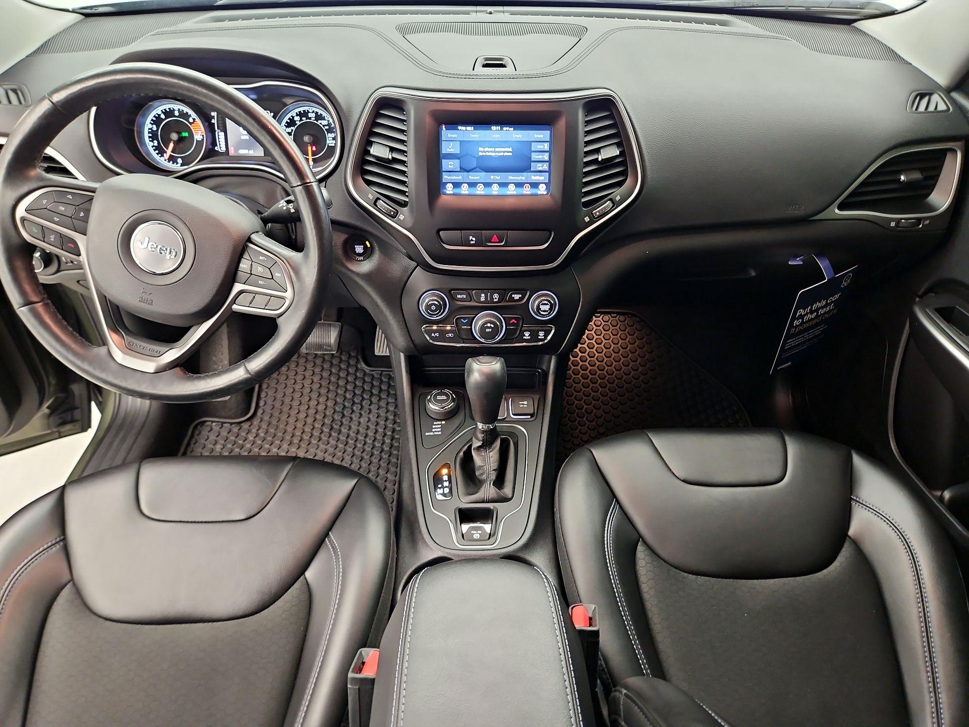 Thumbnail: 2020 Jeep Cherokee - 9