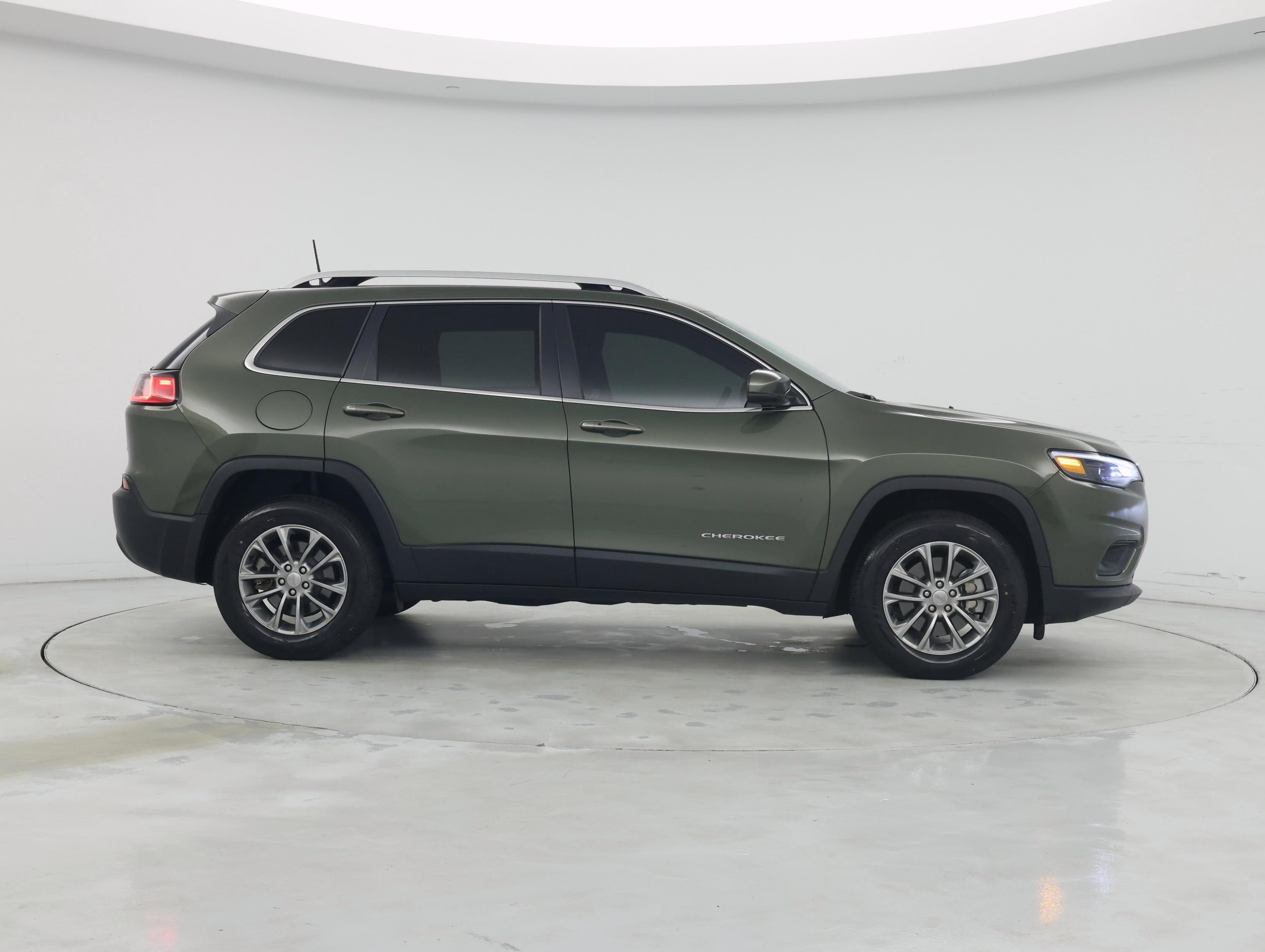 Thumbnail: 2020 Jeep Cherokee - 7