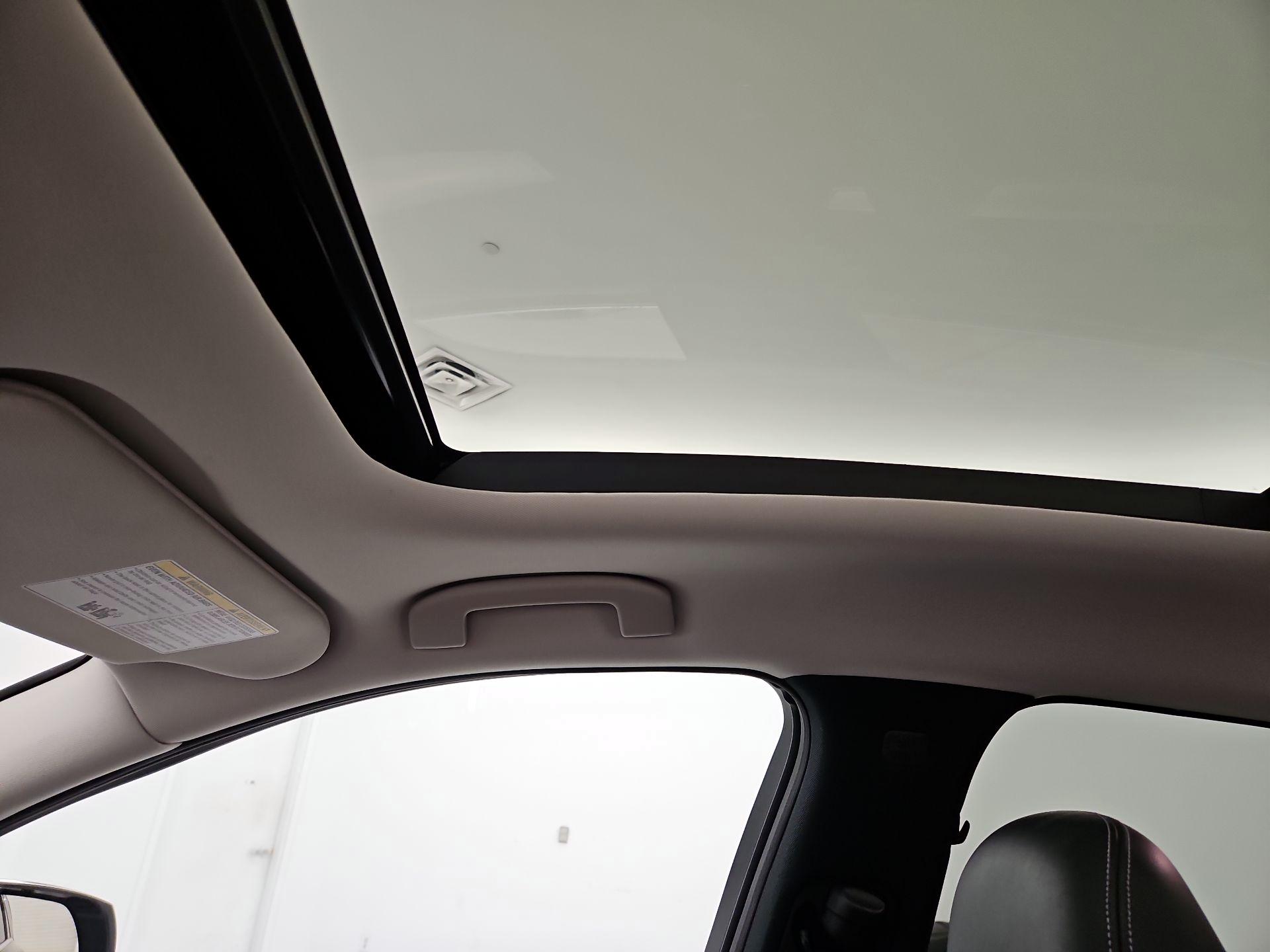 Thumbnail: 2019 INFINITI QX50 - 19