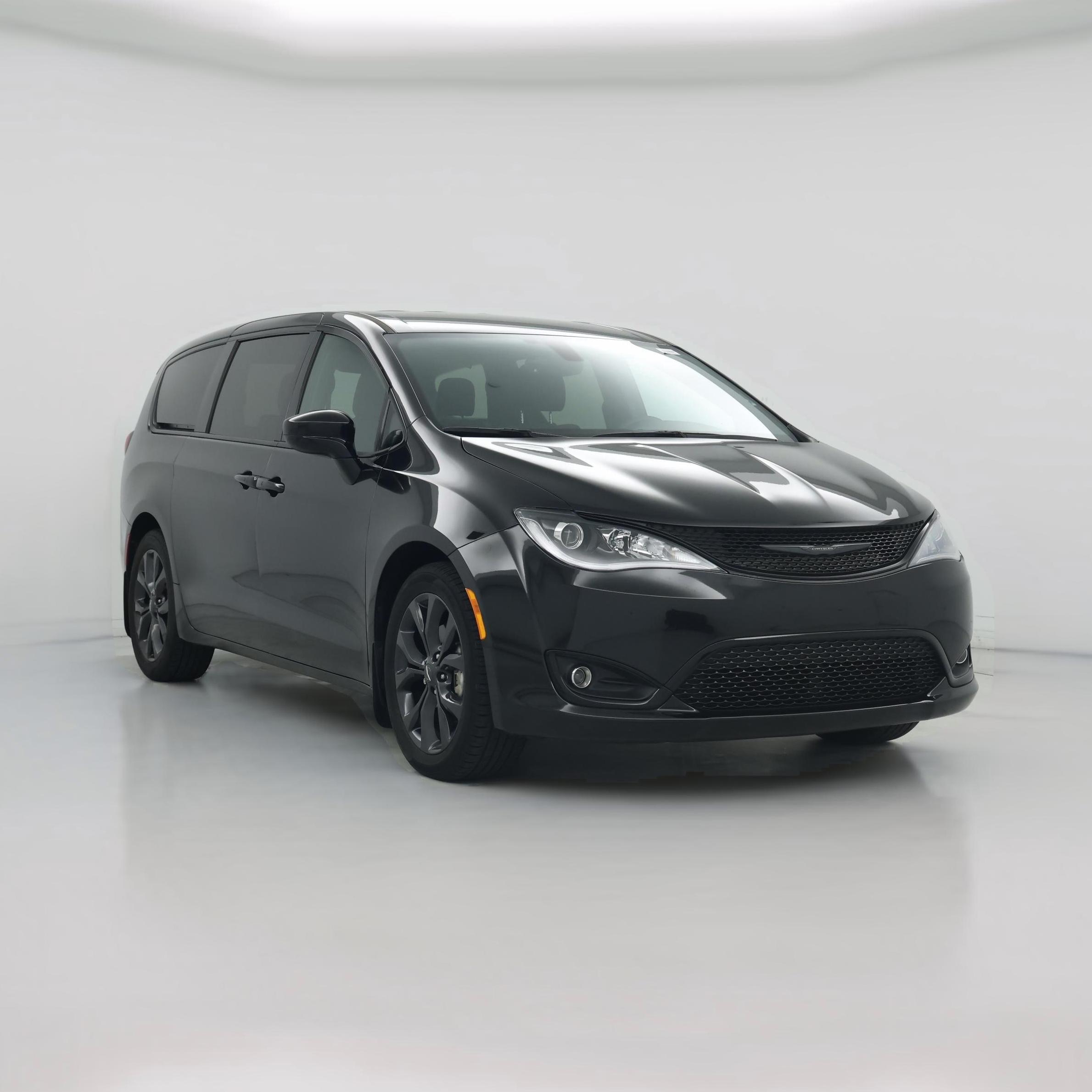 Thumbnail: 2019 Chrysler Pacifica - 1