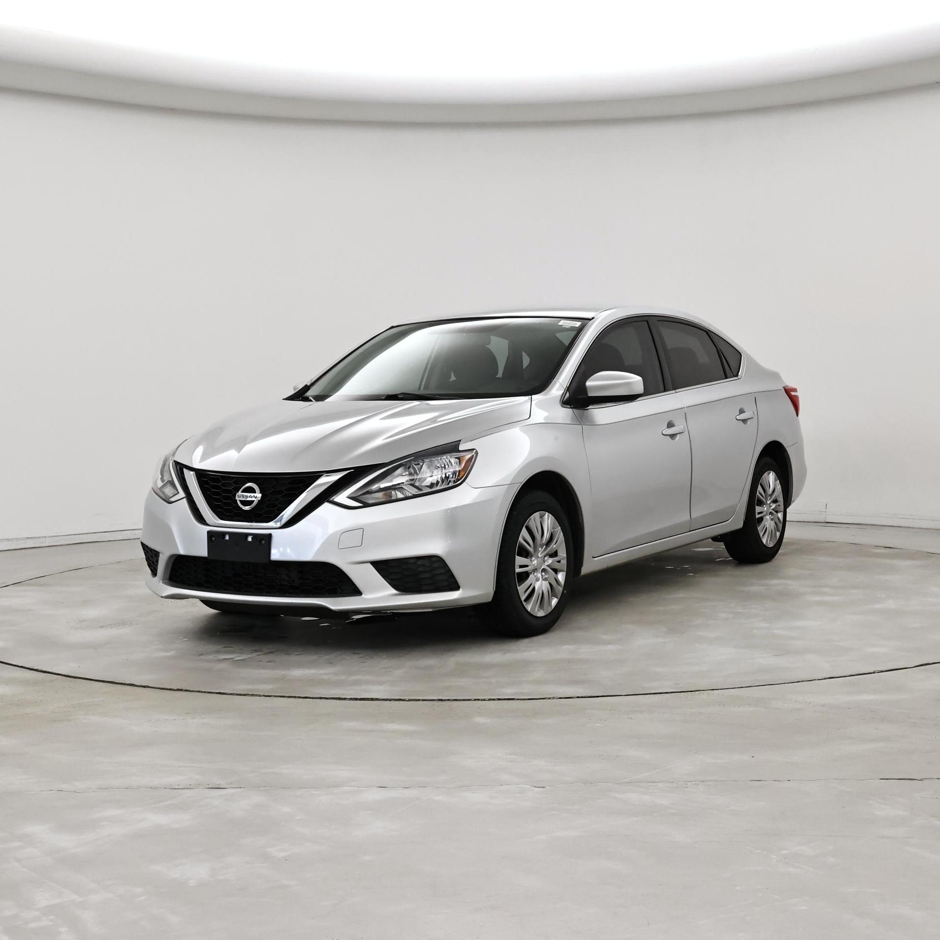 Thumbnail: 2016 Nissan Sentra - 4