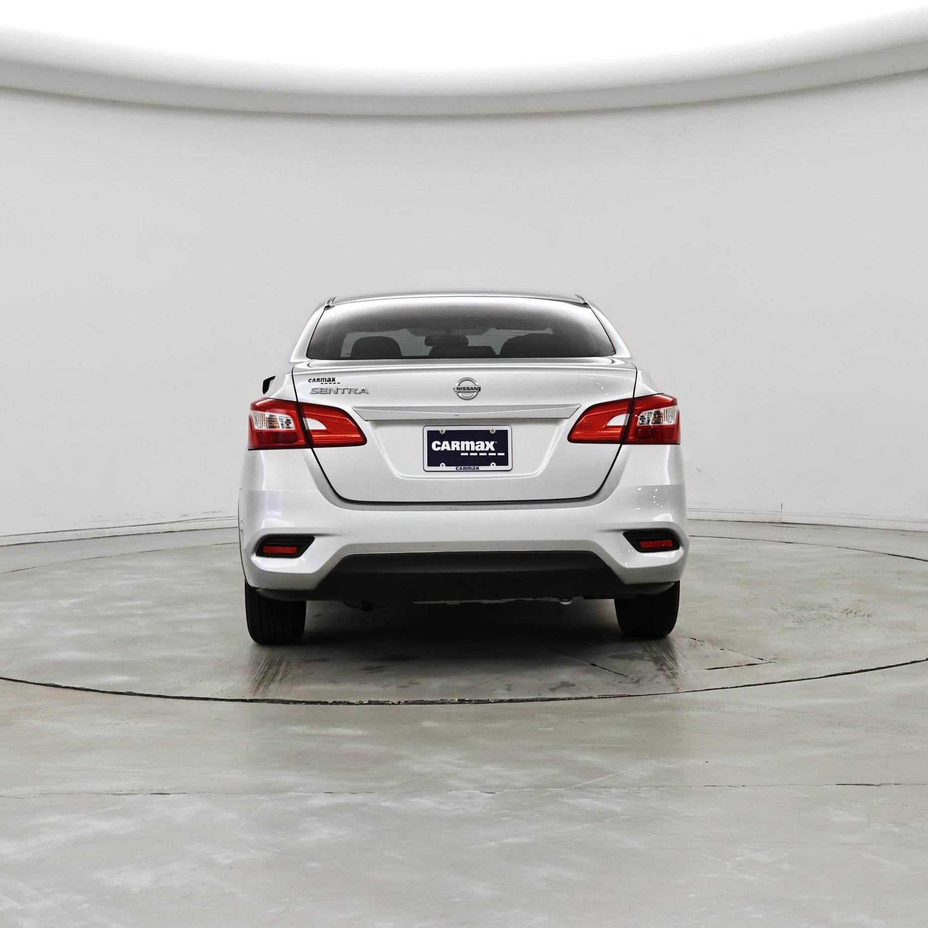 Thumbnail: 2016 Nissan Sentra - 6