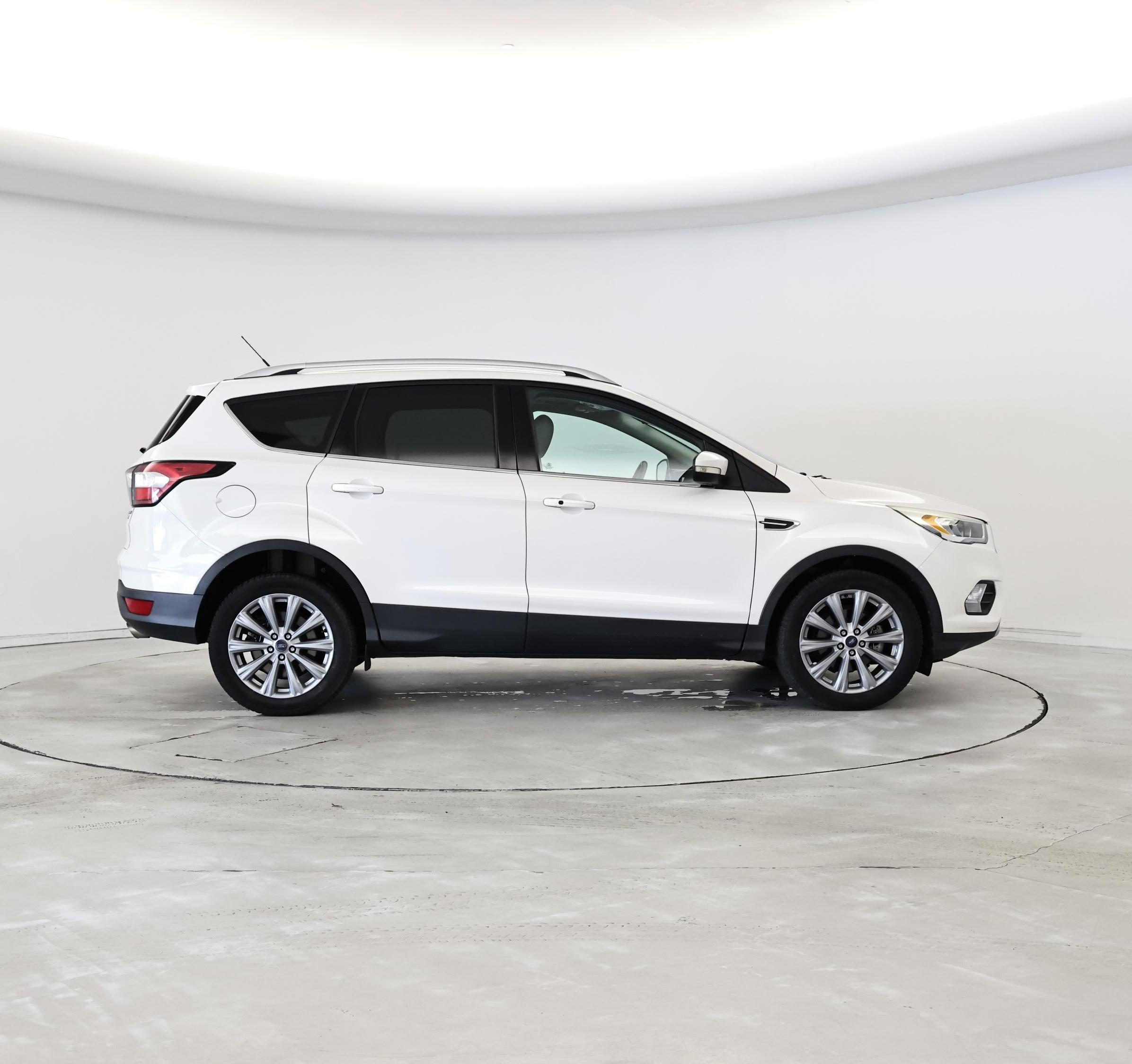 Thumbnail: 2017 Ford Escape - 7