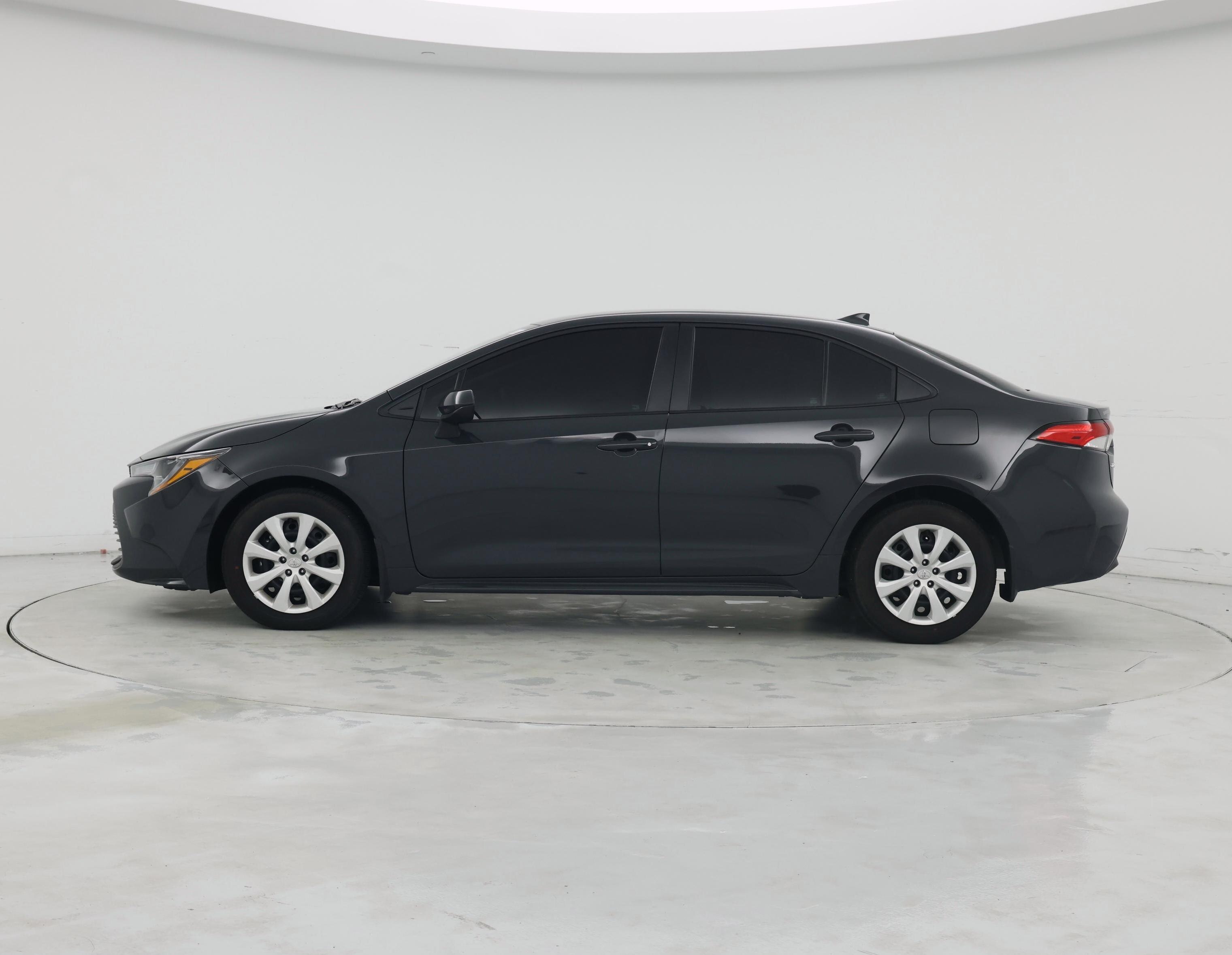 Thumbnail: 2025 Toyota Corolla - 3