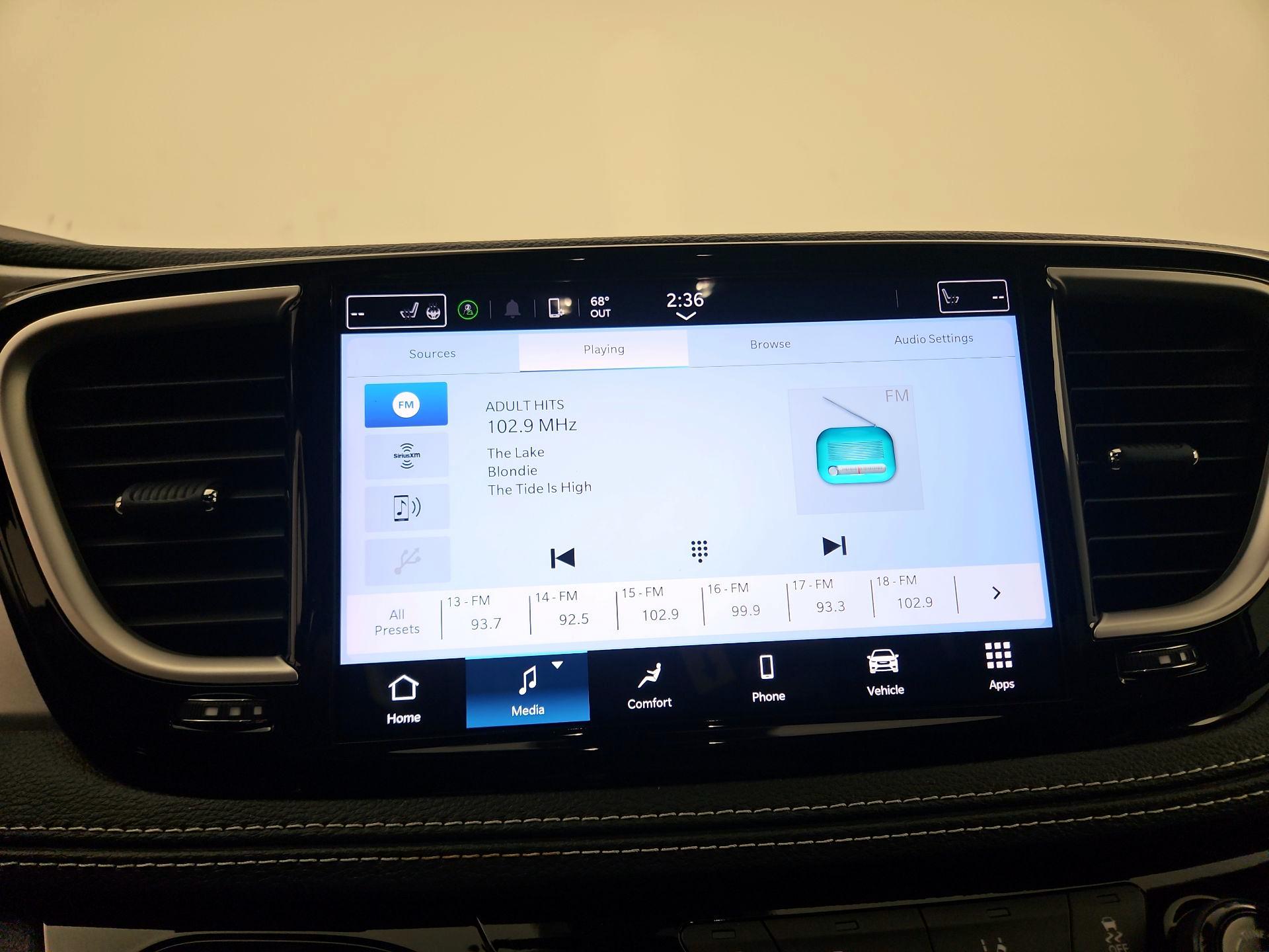 Thumbnail: 2024 Chrysler Pacifica - 15