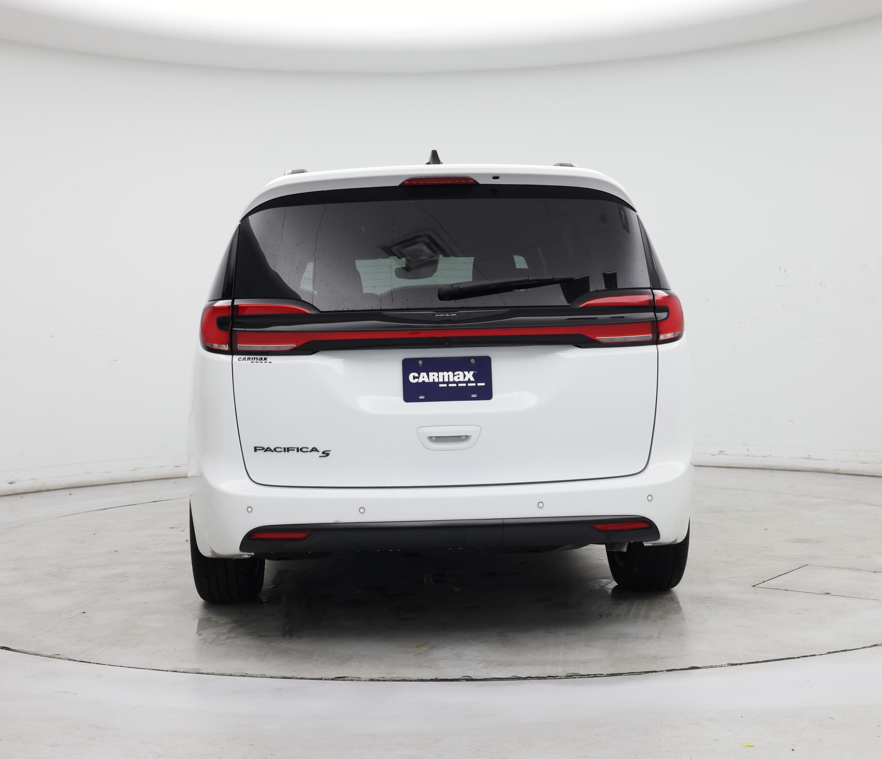 Thumbnail: 2024 Chrysler Pacifica - 6