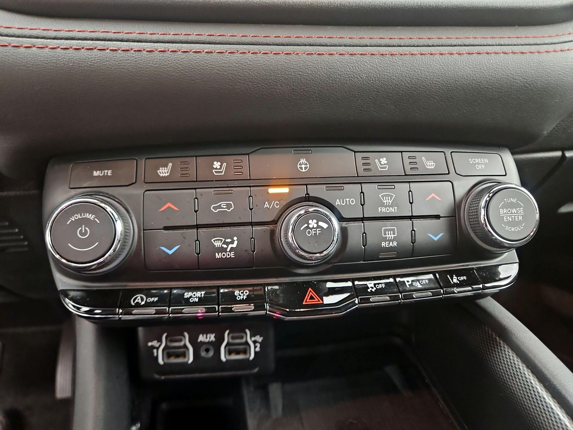 Thumbnail: 2023 Dodge Durango - 17