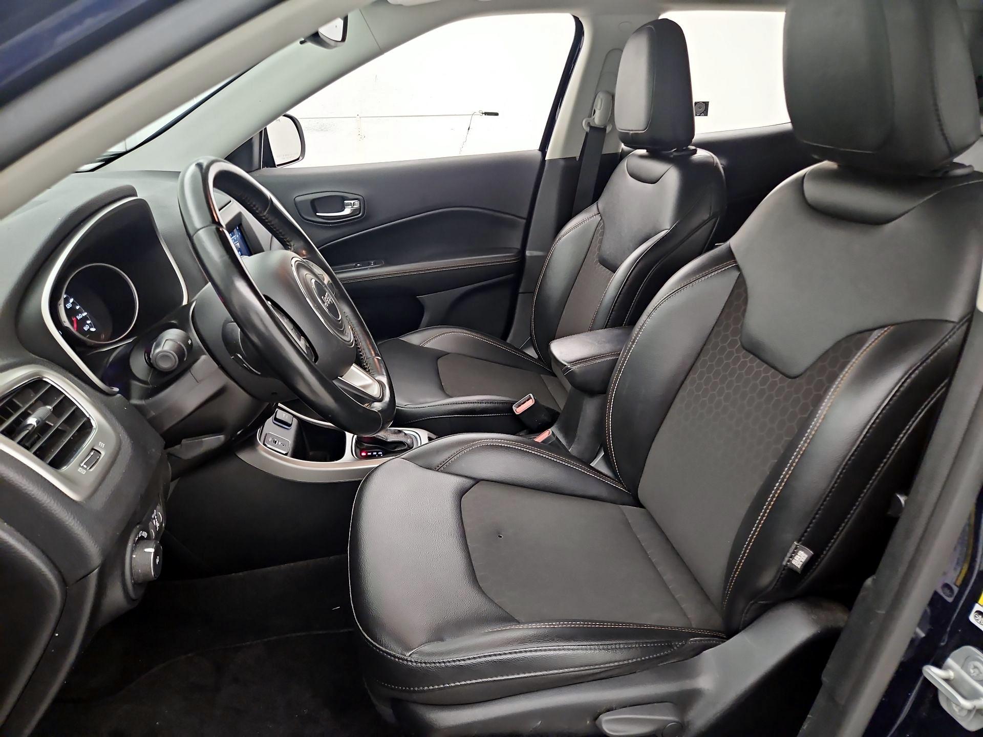 Thumbnail: 2020 Jeep Compass - 11