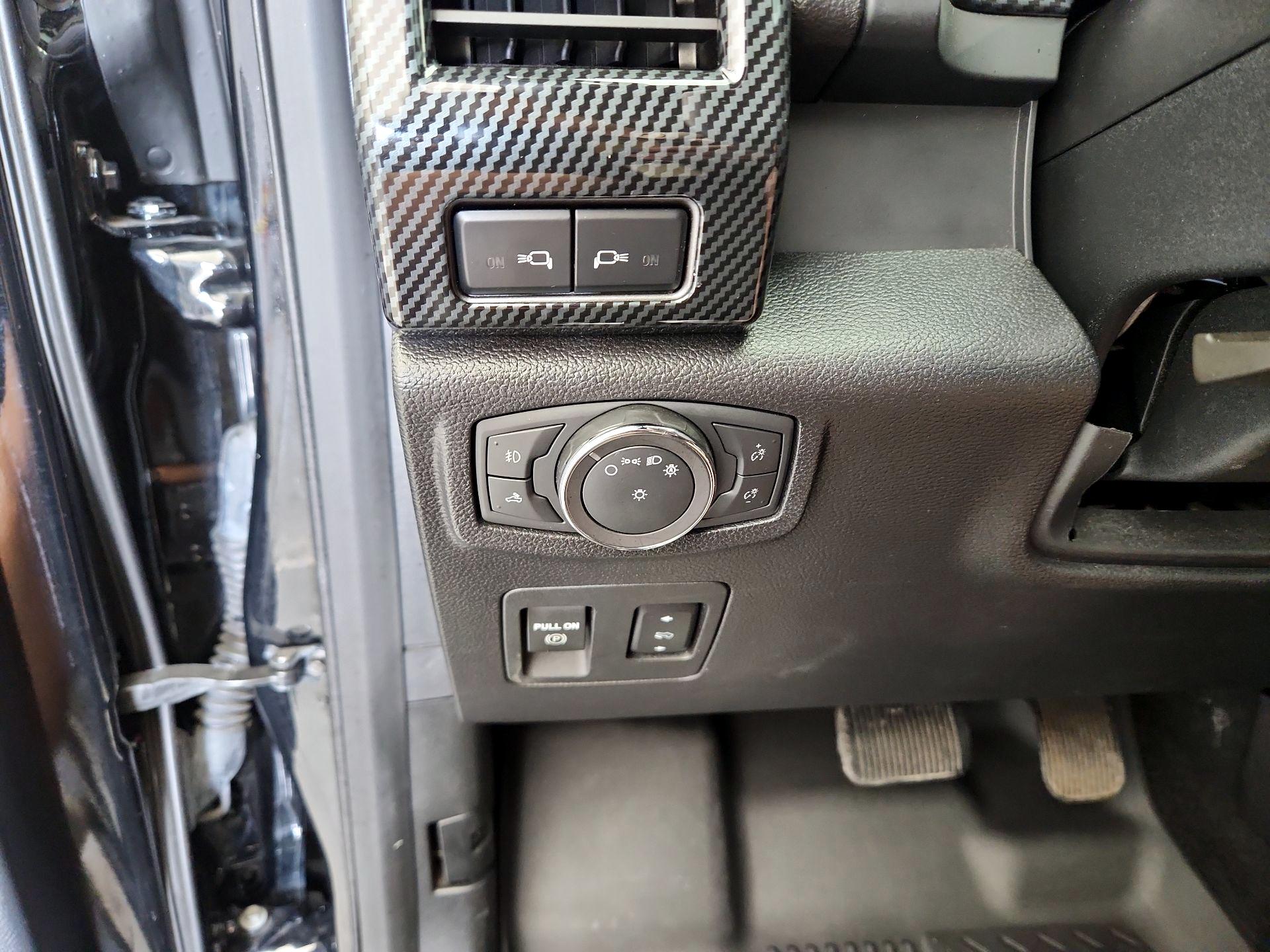 Thumbnail: 2018 Ford F-150 - 13