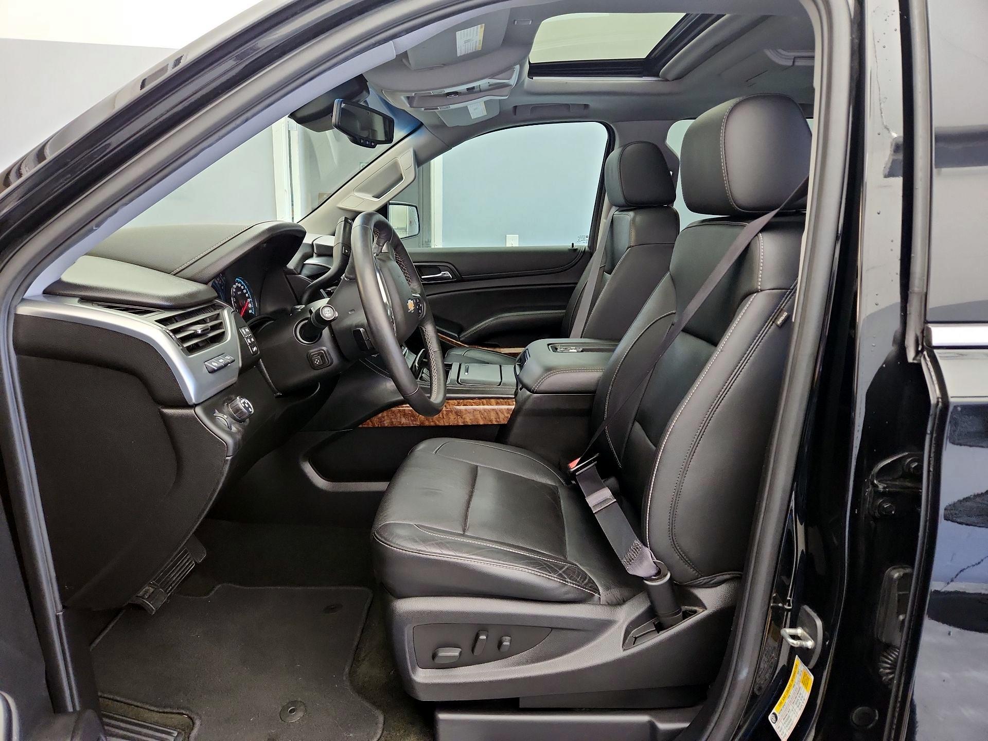 Thumbnail: 2017 Chevrolet Suburban - 11