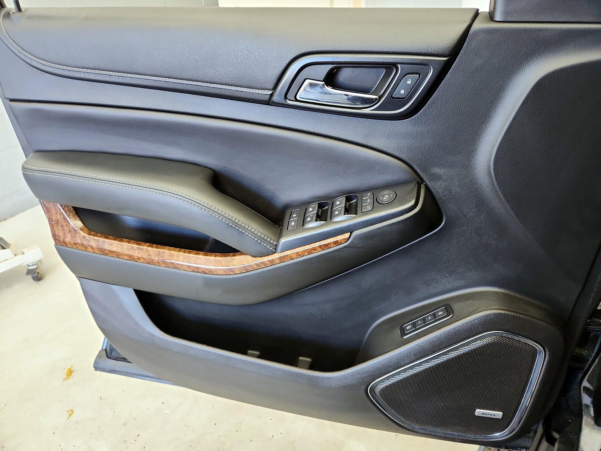 Thumbnail: 2017 Chevrolet Suburban - 12