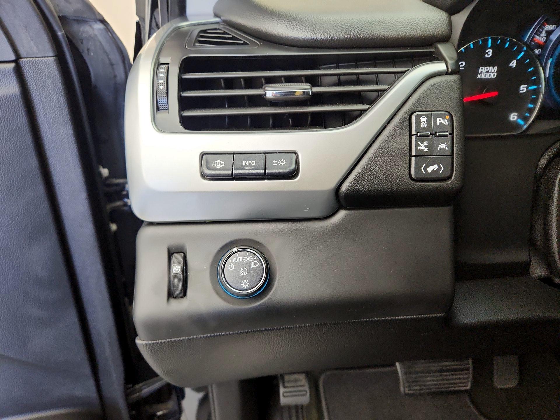 Thumbnail: 2017 Chevrolet Suburban - 13