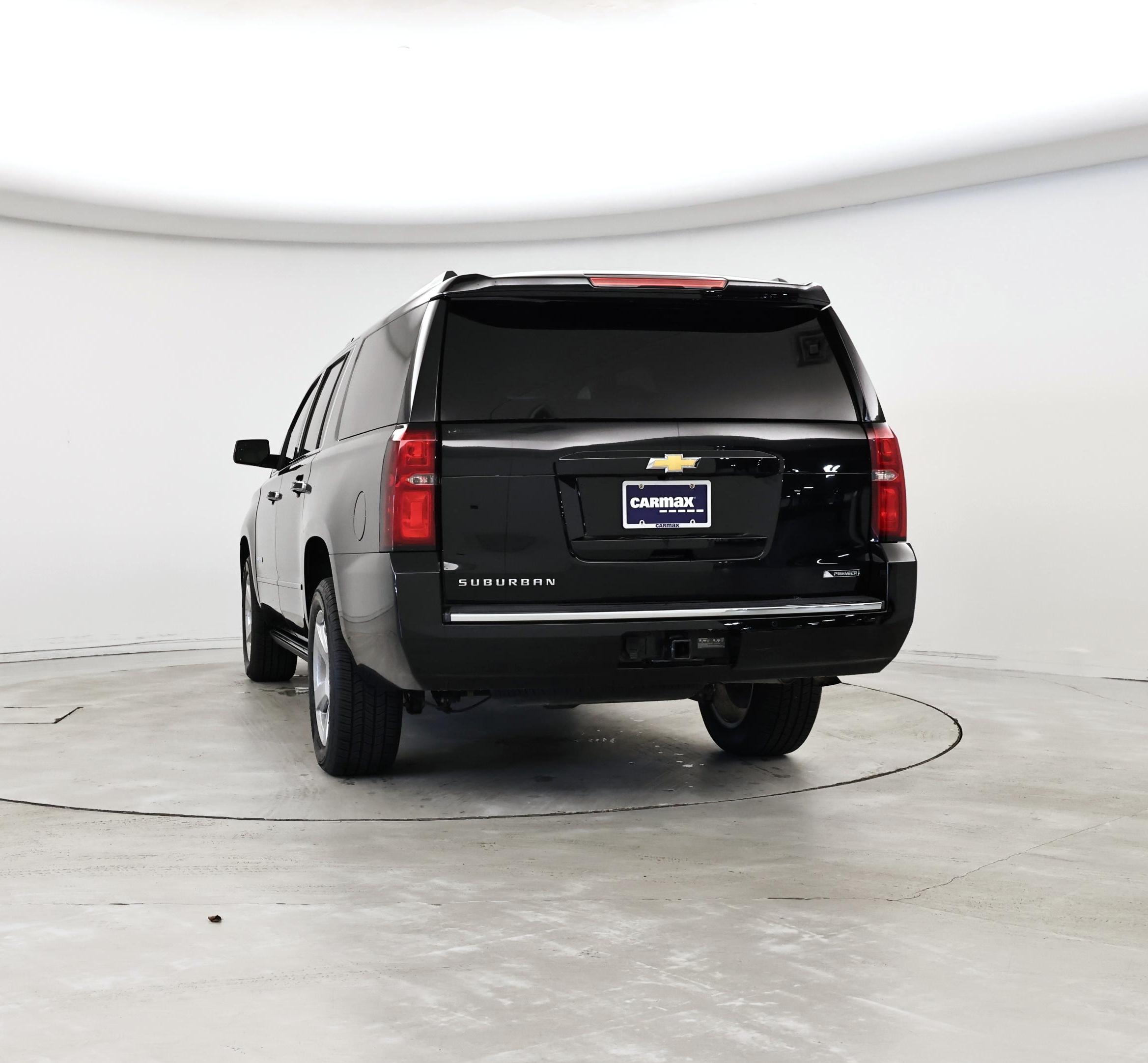 Thumbnail: 2017 Chevrolet Suburban - 6