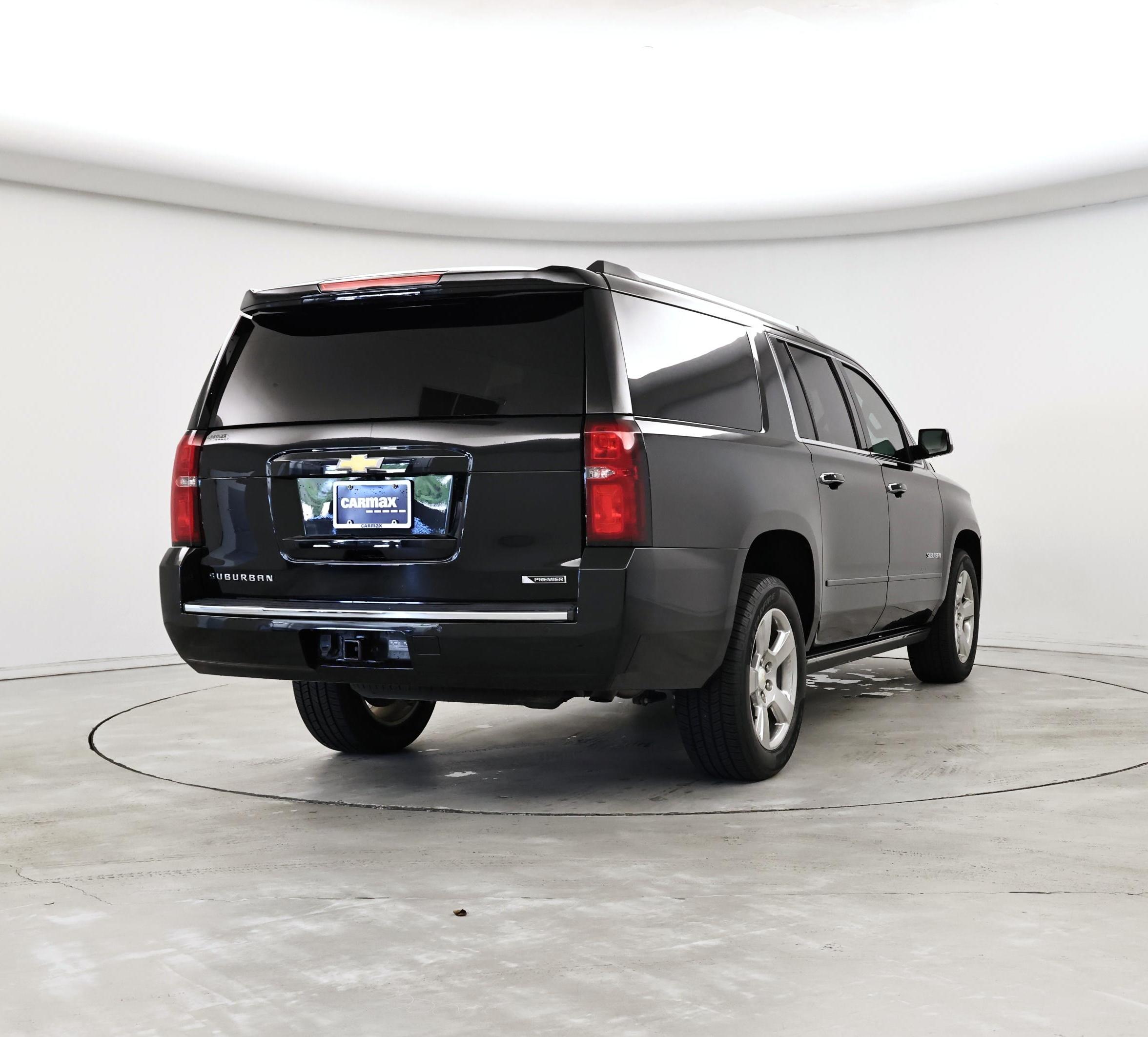 Thumbnail: 2017 Chevrolet Suburban - 8