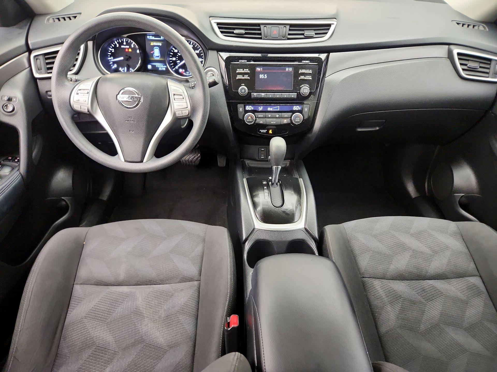 Thumbnail: 2016 Nissan Rogue - 9