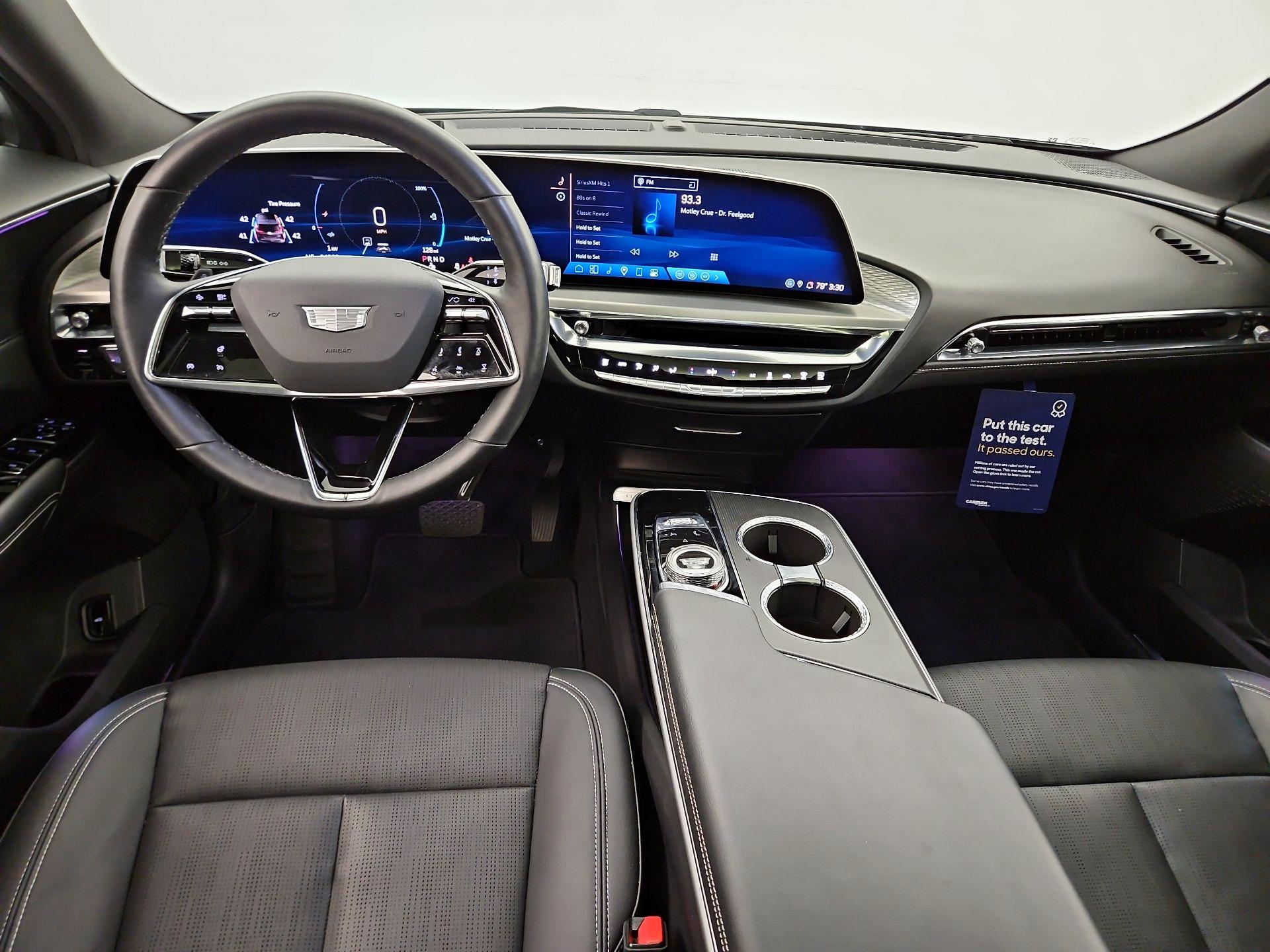 Thumbnail: 2024 Cadillac Lyriq - 9