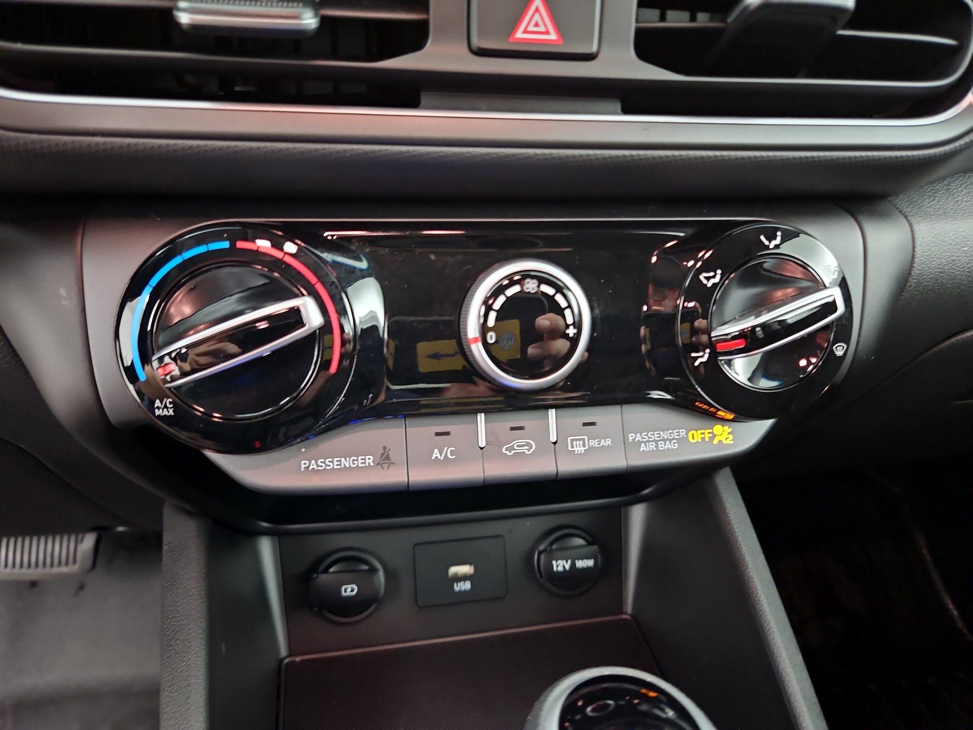 Thumbnail: 2022 Hyundai Kona - 16