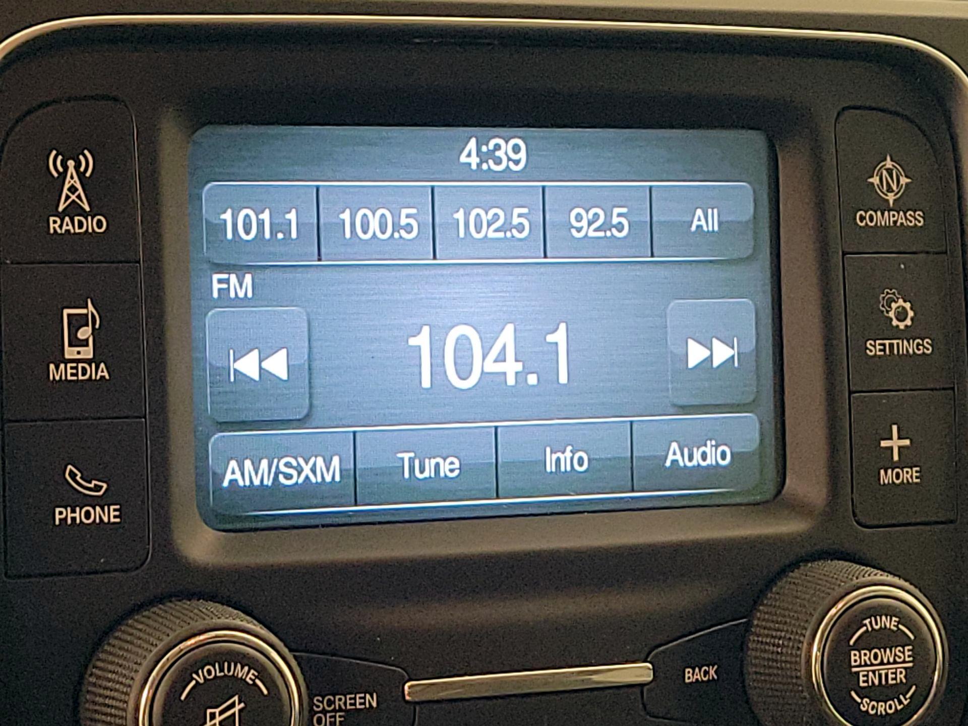 Thumbnail: 2019 RAM 1500 Classic - 15